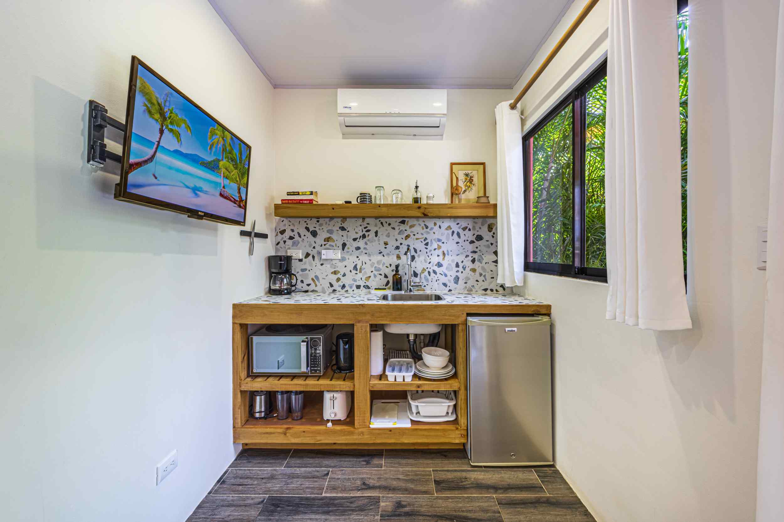 74009-16 Turnkey Five-Star Boutique Hotel with Pool & Income Potential in Uvita Costa Rica