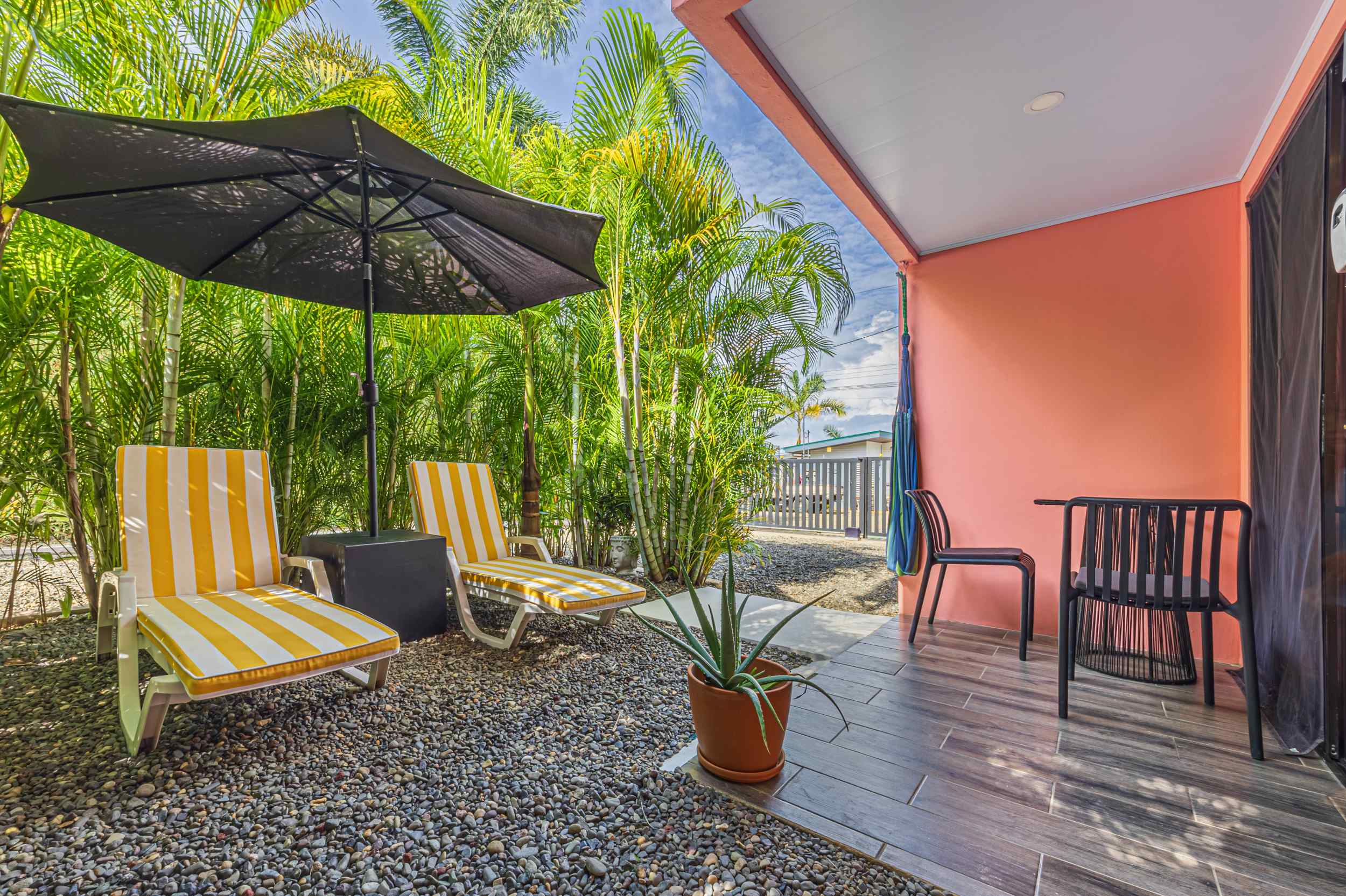 74009-18 Turnkey Five-Star Boutique Hotel with Pool & Income Potential in Uvita Costa Rica