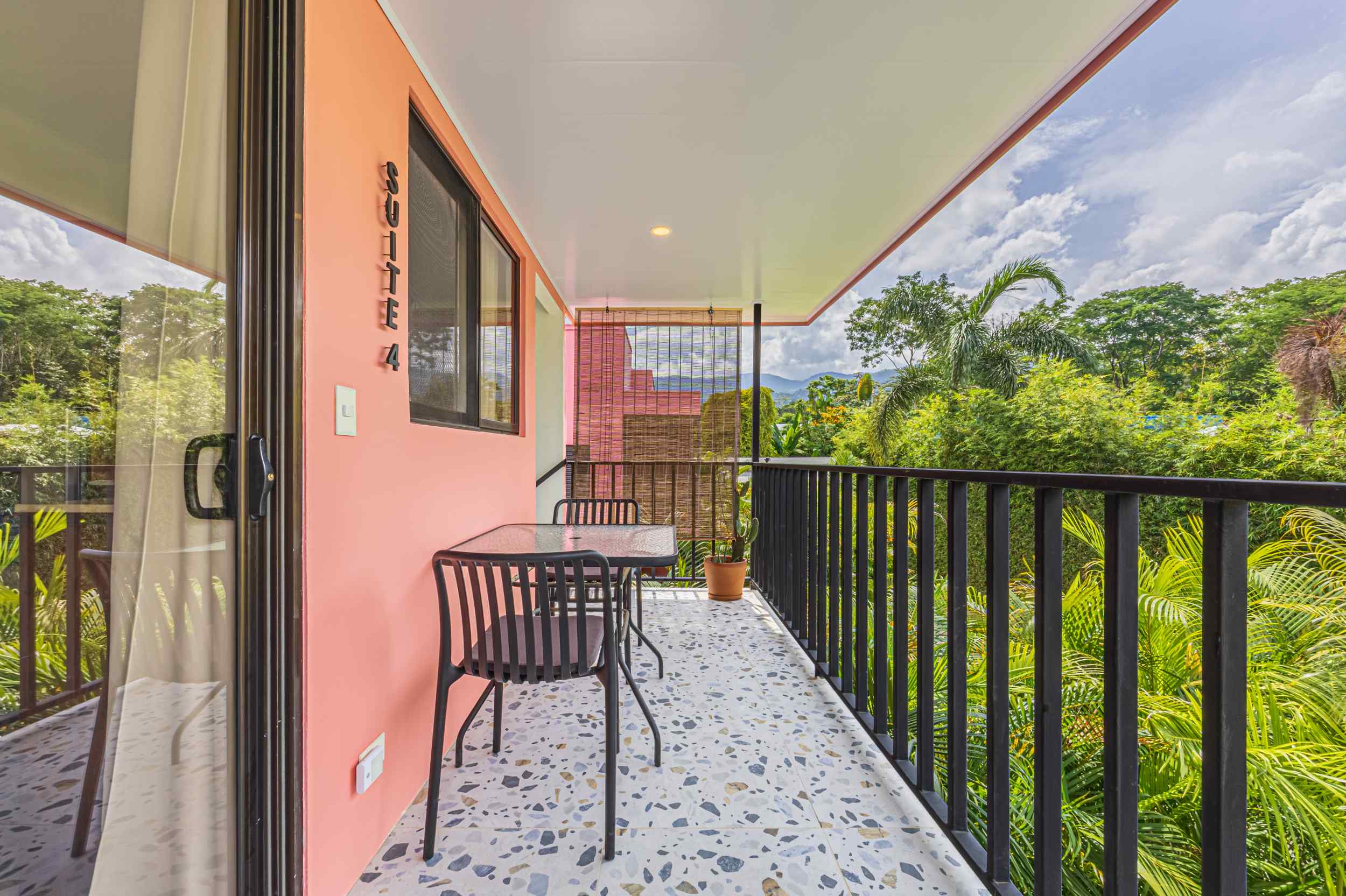74009-36 Turnkey Five-Star Boutique Hotel with Pool & Income Potential in Uvita Costa Rica