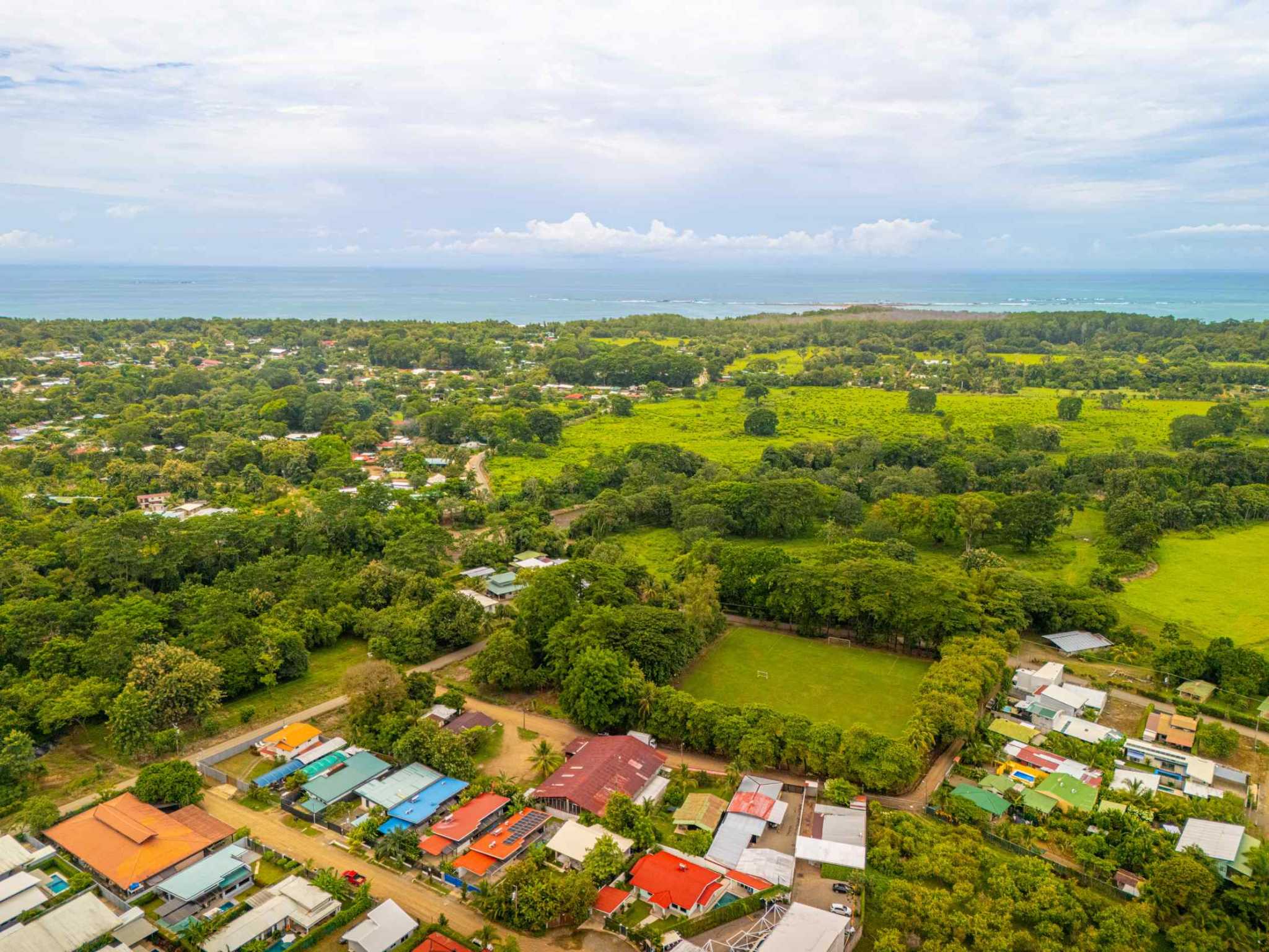 74509-2 Beautifully Updated 2-Bedroom Villa with Oversized Pool & Mountain Views in Uvita Costa Rica