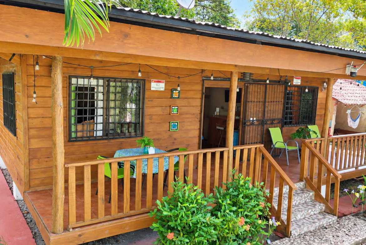 2-Bedroom Riverside Pine Cabin with River & Jungle Views, photo 9 of 24