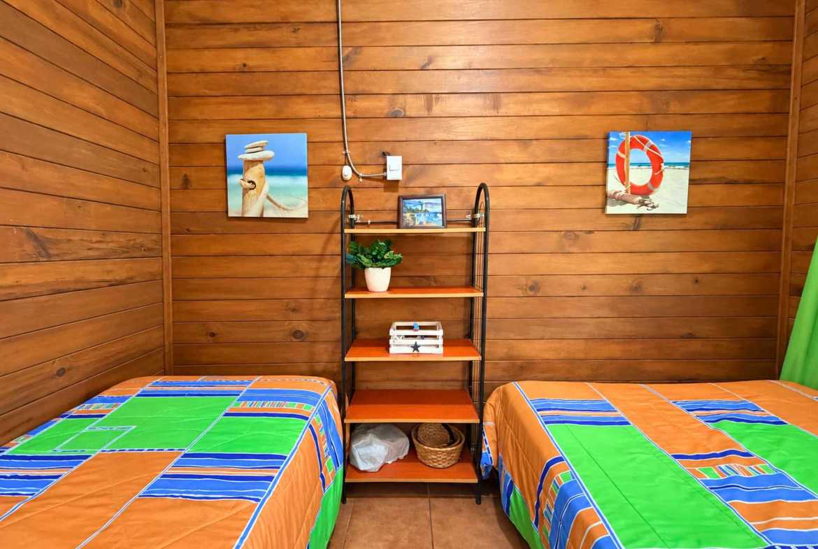 2-Bedroom Riverside Pine Cabin with River & Jungle Views, photo 13 of 24