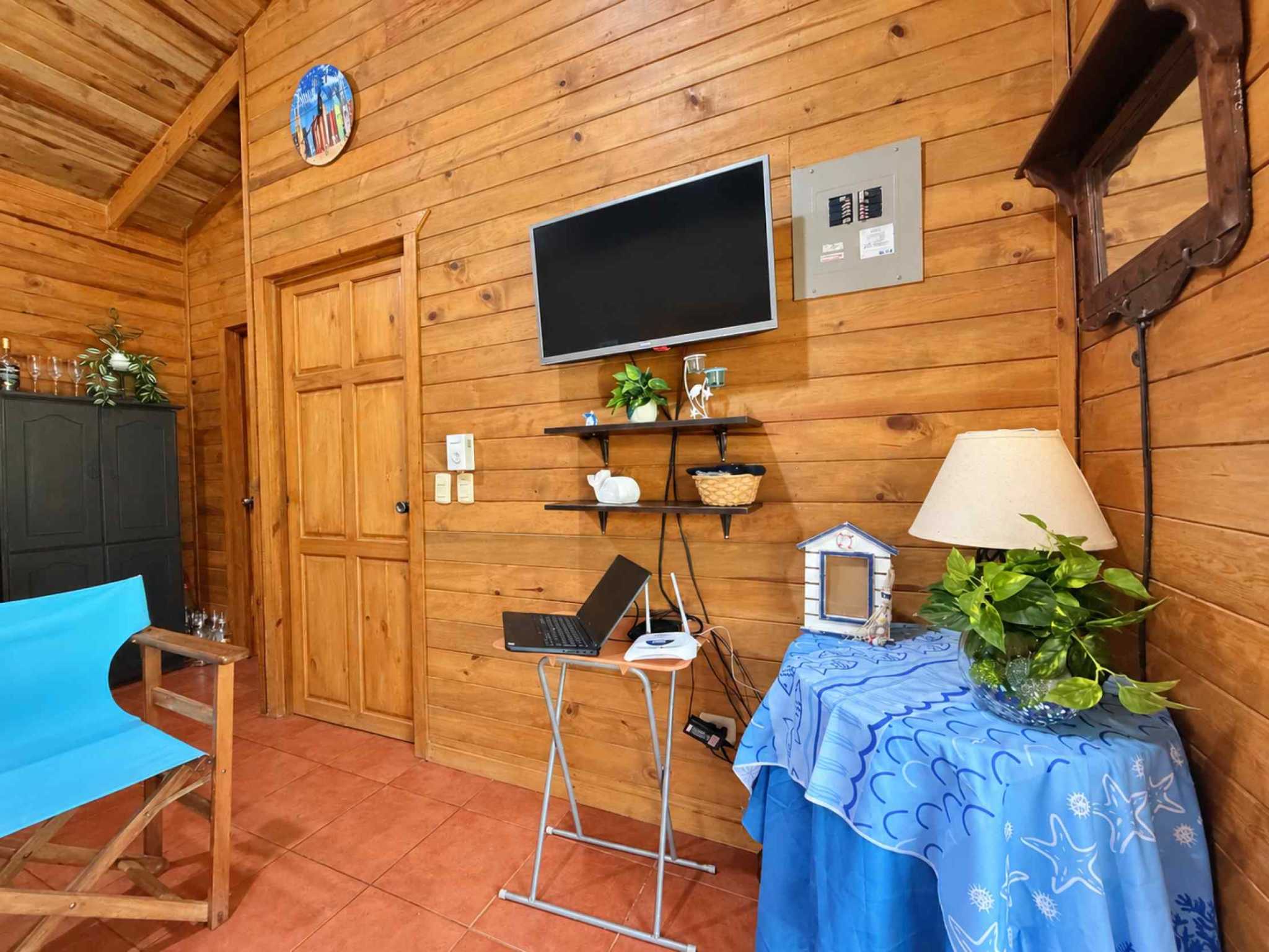 74511-16 Charming 2-Bedroom Riverside Pine Cabin with River & Jungle Views in Uvita Costa Rica