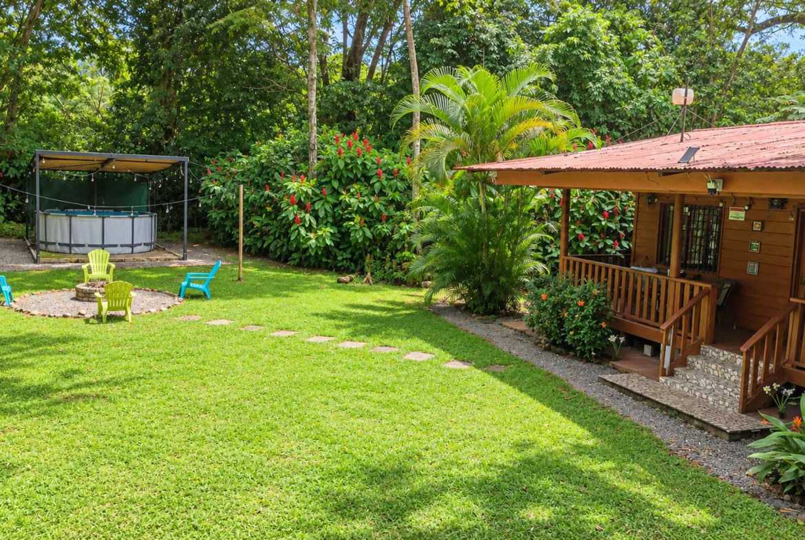2-Bedroom Riverside Pine Cabin with River & Jungle Views, photo 22 of 24