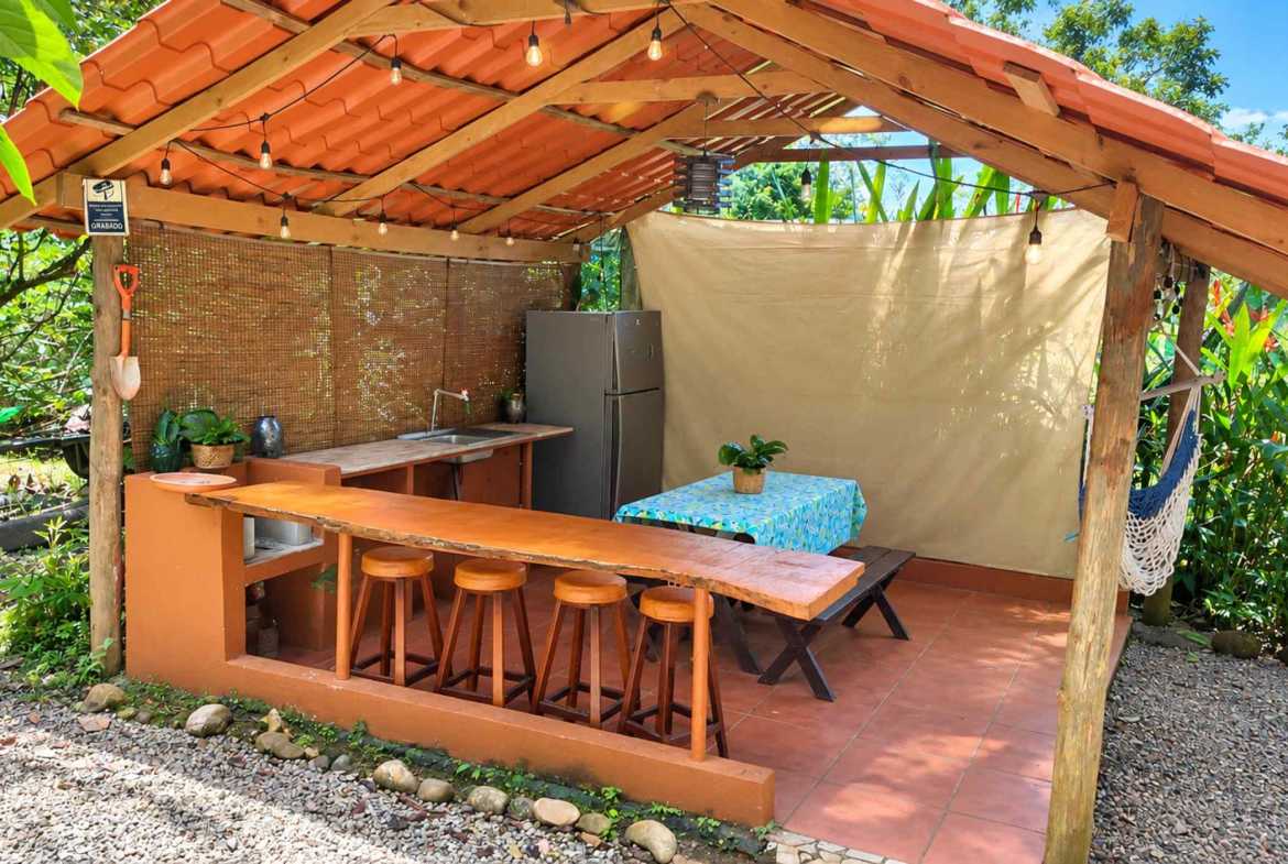 2-Bedroom Riverside Pine Cabin with River & Jungle Views, photo 23 of 24