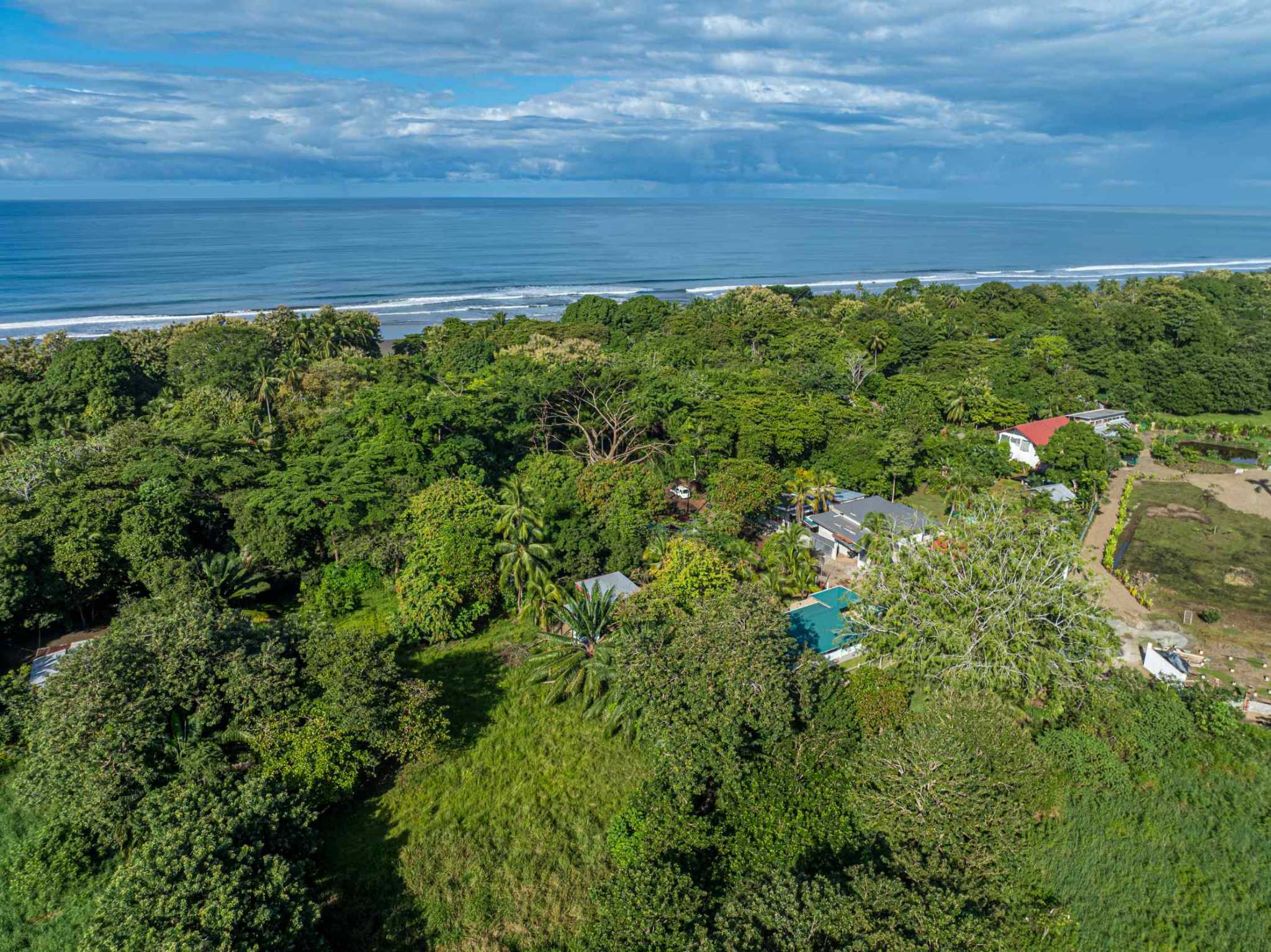 74513-21 New 2-Bedroom Concrete Home with Mountain Views & Proven Rental Income in Matapalo Costa Rica