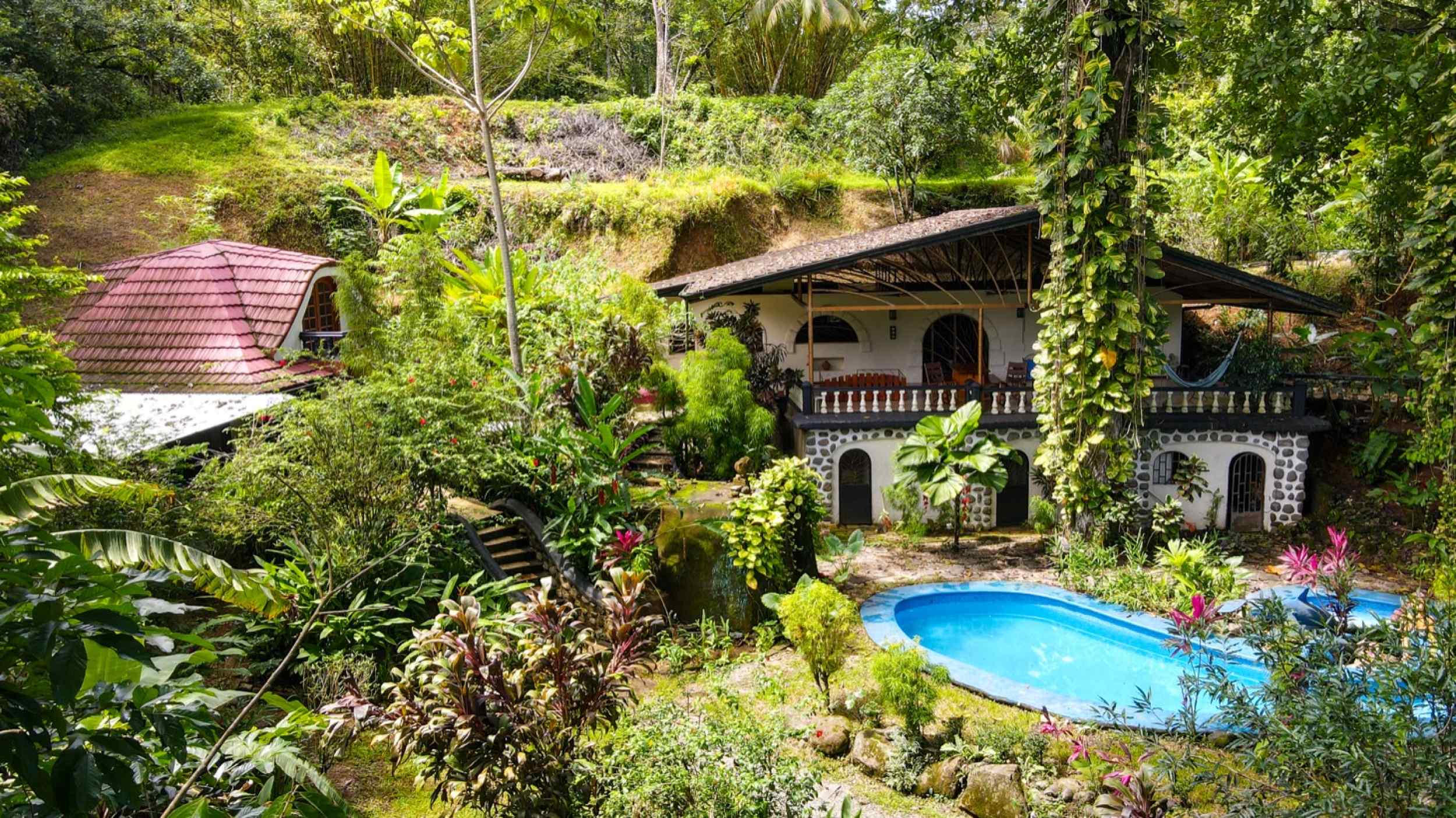 74771-1 Charming 3-Bedroom Income Property with Guest House & Mountain Views in Ojochal Costa Rica