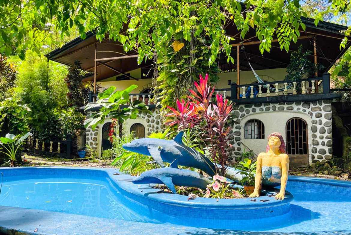 Charming 3-Bedroom Income Property with Guest House & Mountain Views in Ojochal Costa Rica
