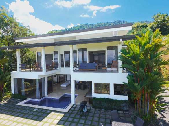 Stunning 4-Bedroom Home with Panoramic Ocean Views & Pool in Dominical Costa Rica