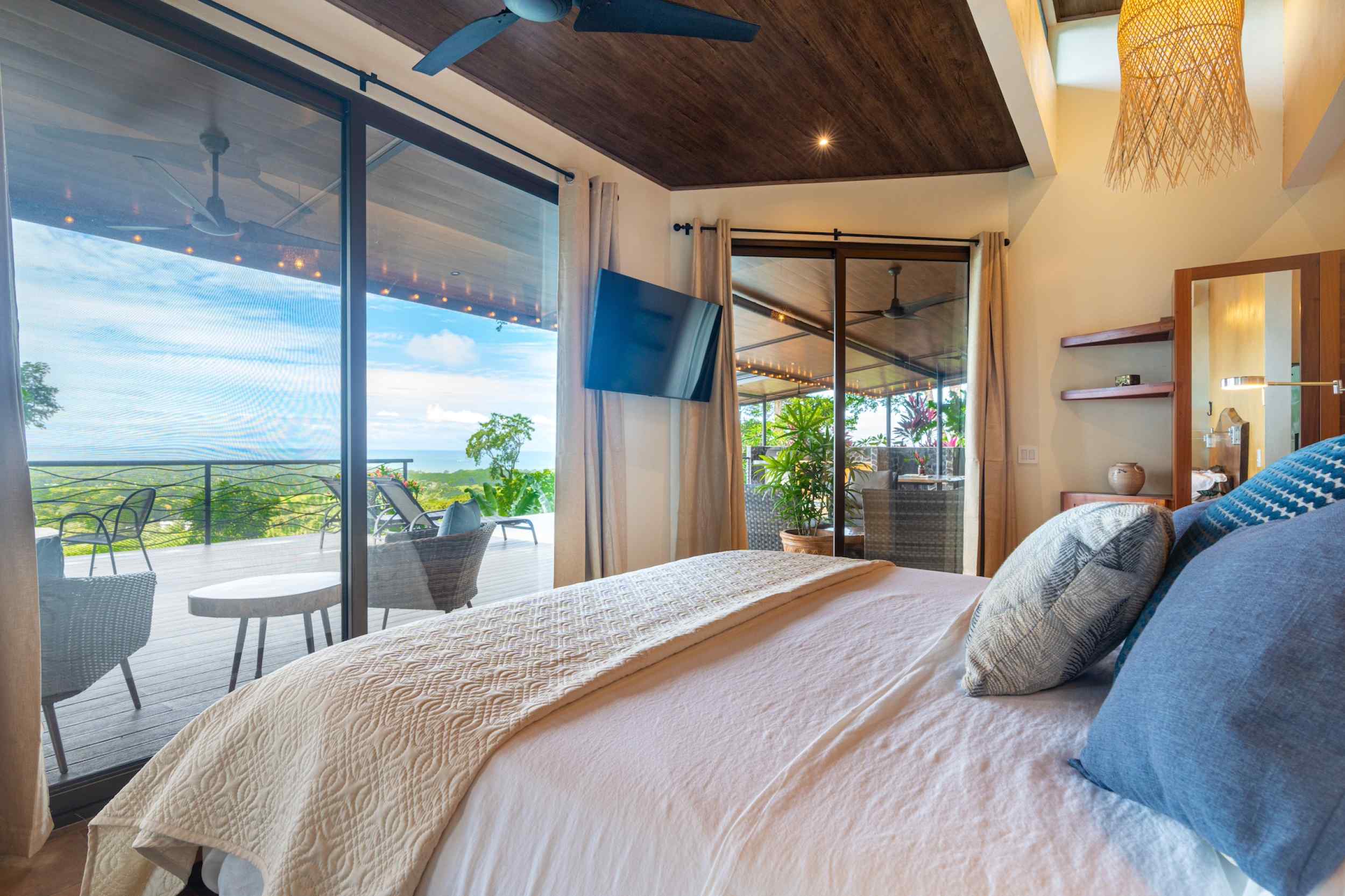 74444-18 Stunning 3-Bedroom Home with Ocean Views, Infinity Pool & Whale’s Tail Vistas in Uvita Costa Rica