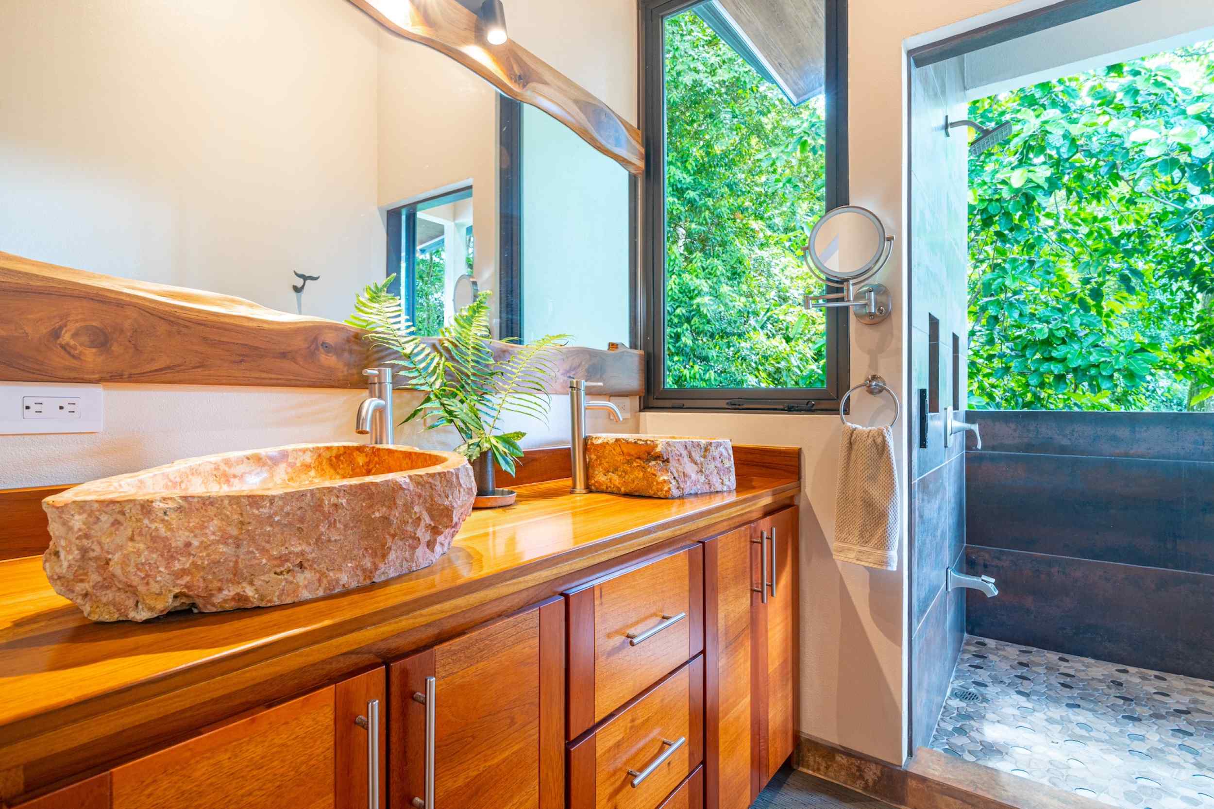 74444-19 Stunning 3-Bedroom Home with Ocean Views, Infinity Pool & Whale’s Tail Vistas in Uvita Costa Rica