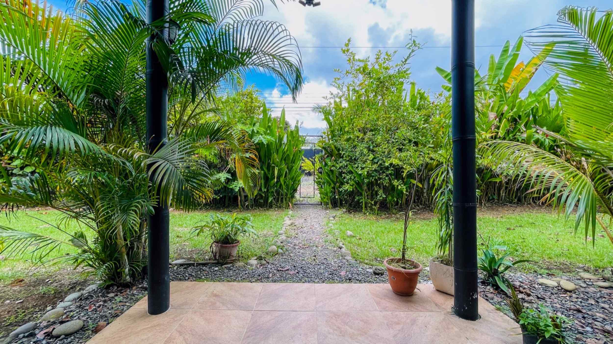 74848-16 Charming 3-Bedroom House with Mountain Views & Private Pool in Bahia Costa Rica