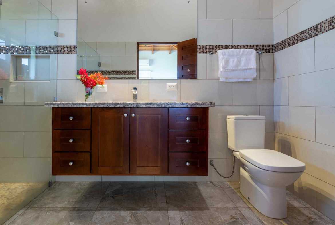 3-bedroom home in Ojochal, Costa Rica – photo 7 of 36