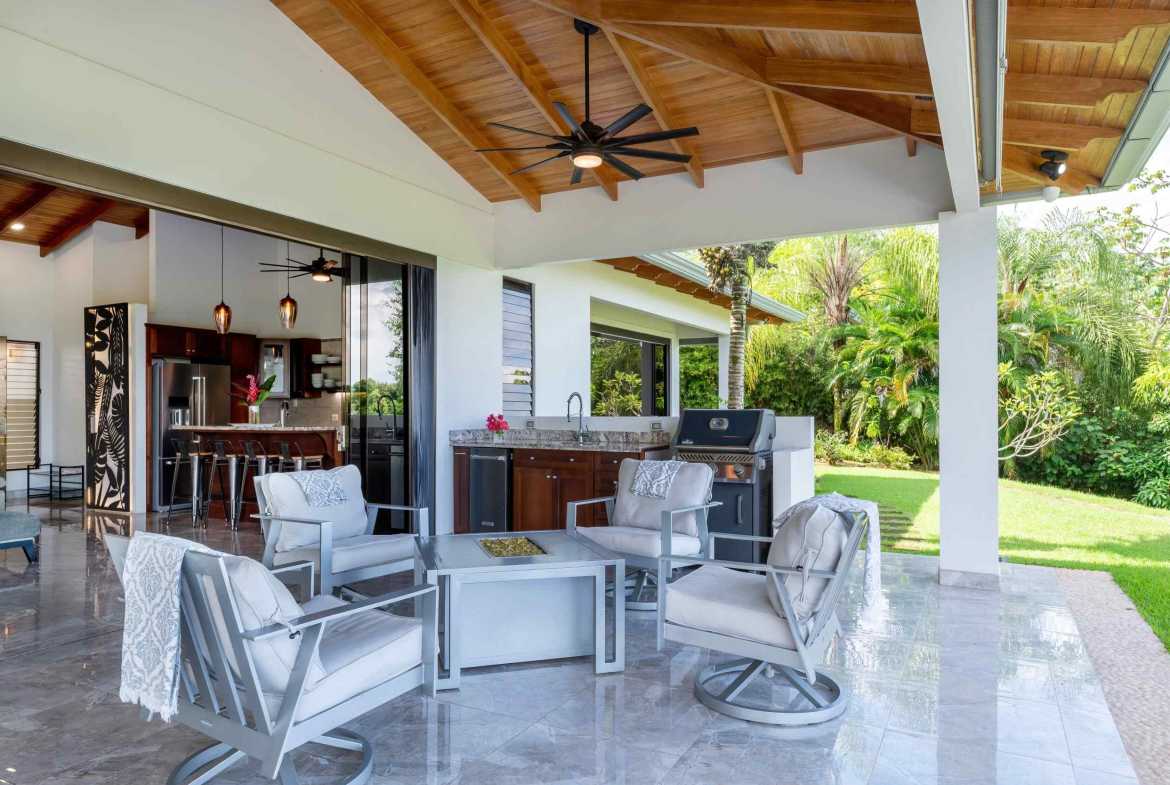 3-bedroom home in Ojochal, Costa Rica – photo 14 of 36