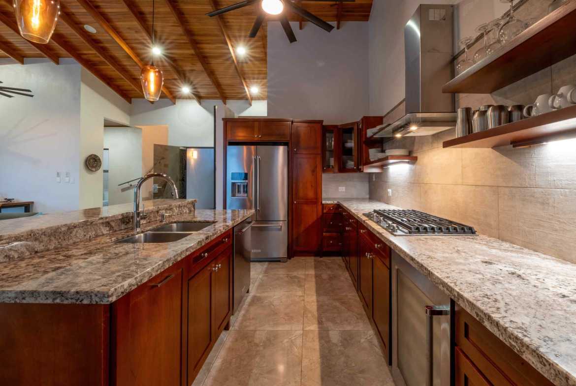 3-bedroom home in Ojochal, Costa Rica – photo 16 of 36