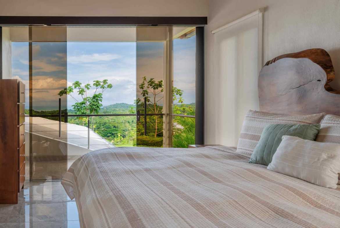 3-bedroom home in Ojochal, Costa Rica – photo 25 of 36