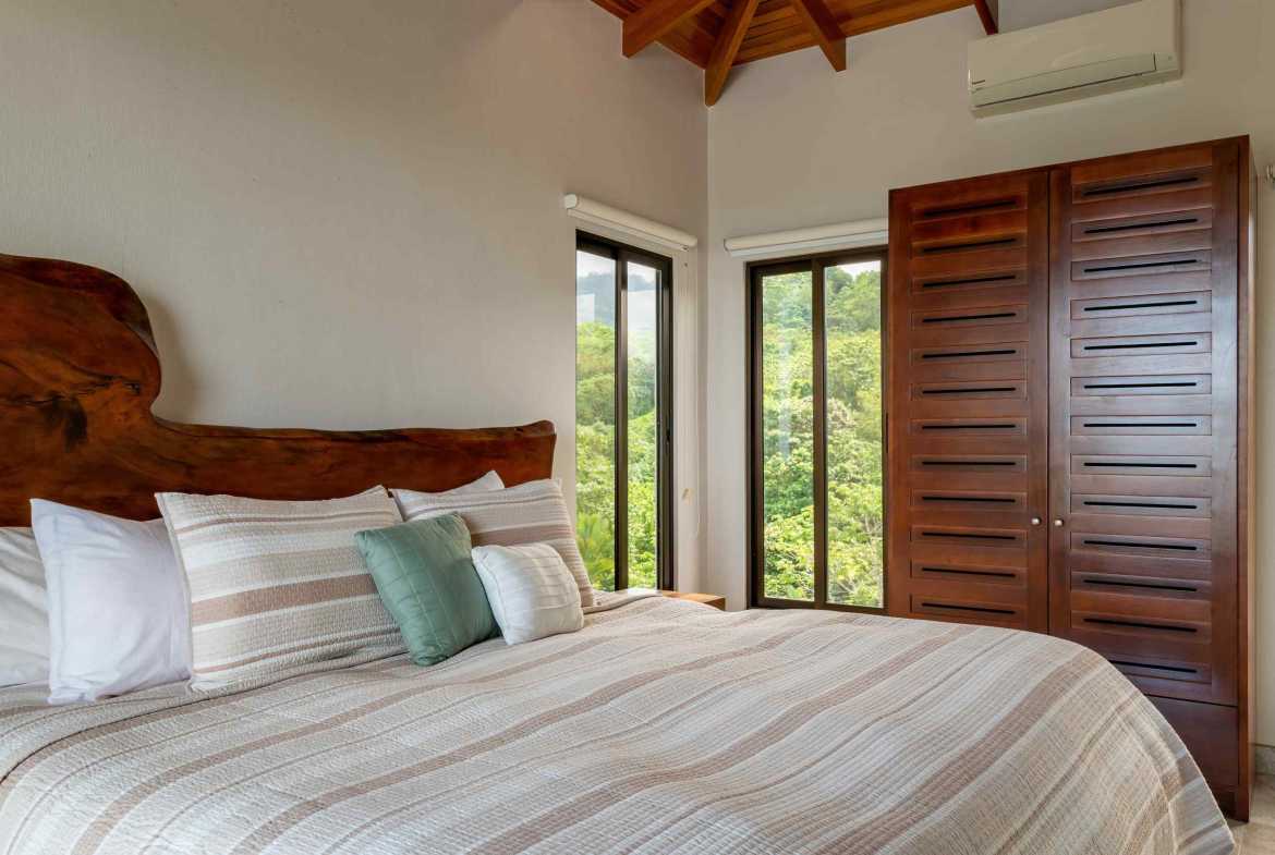 3-bedroom home in Ojochal, Costa Rica – photo 26 of 36