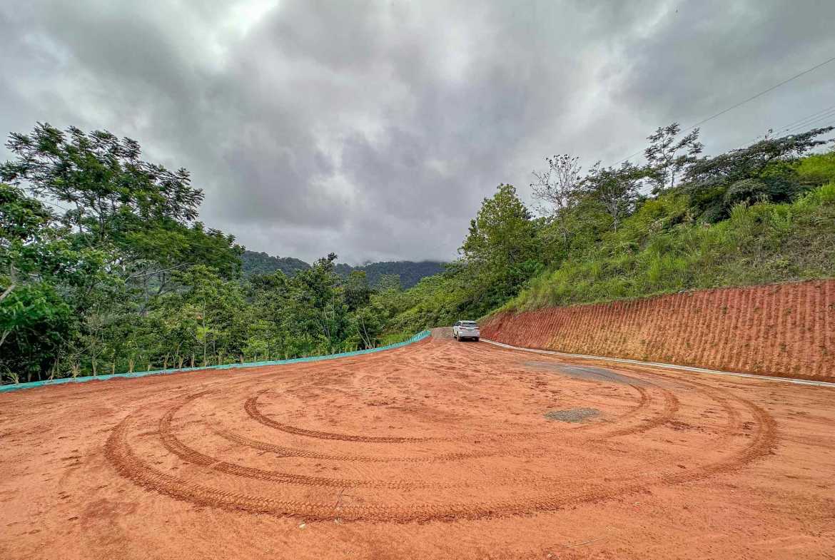5-acre lot in Ojochal, Costa Rica – photo 5 of 30