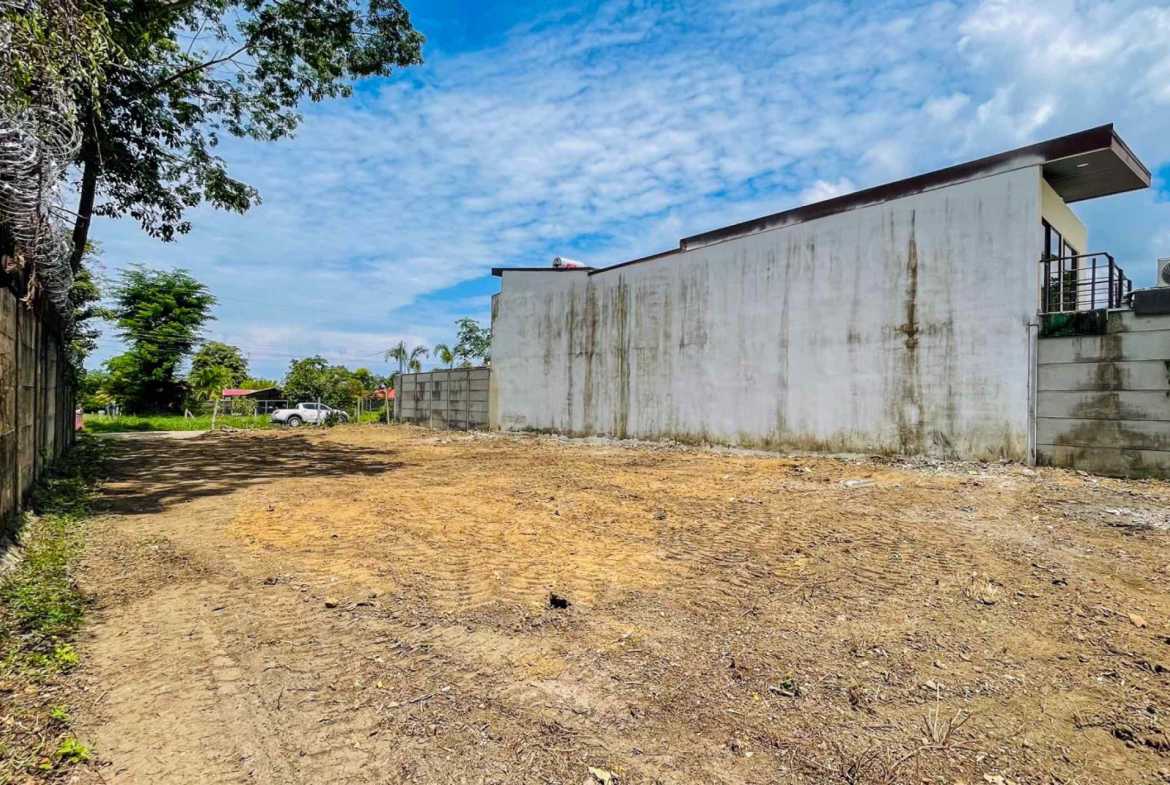 Mountain View Eighth-Acre Building Lot with Legal Water, photo 5 of 10