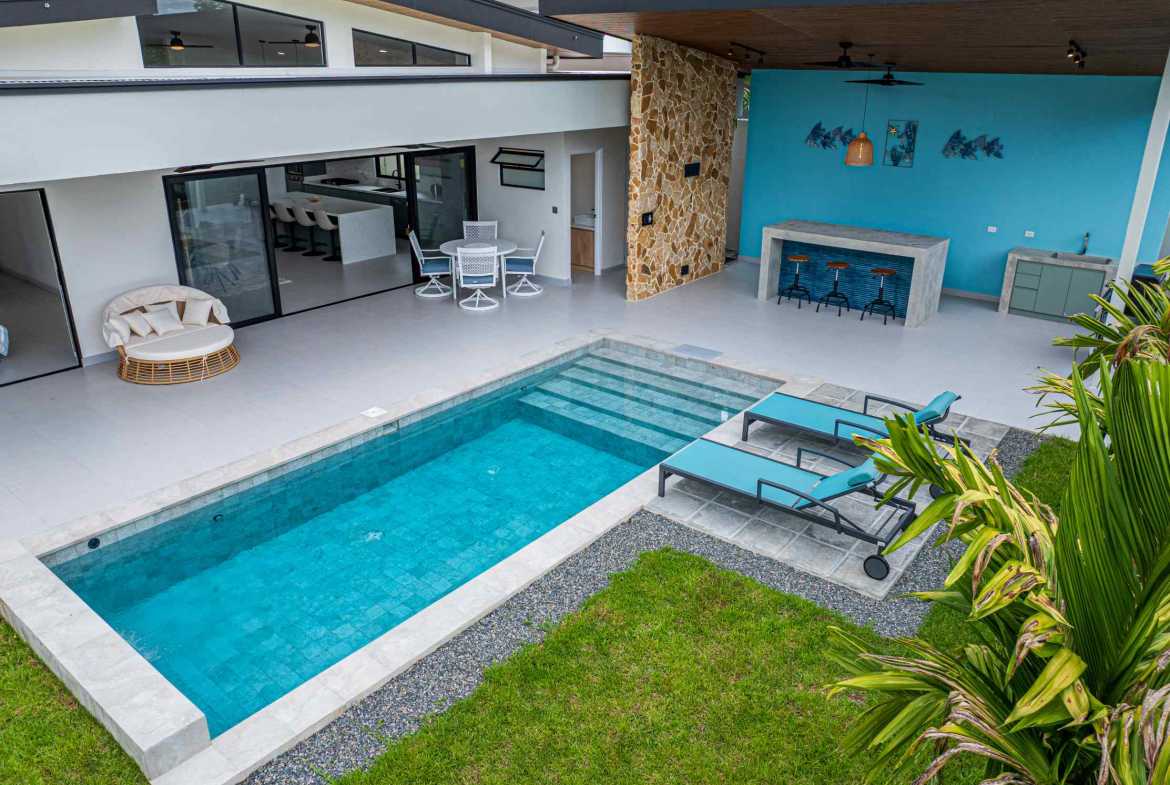 Brand-New Modern Tropical 3-Bedroom Home, photo 5 of 24