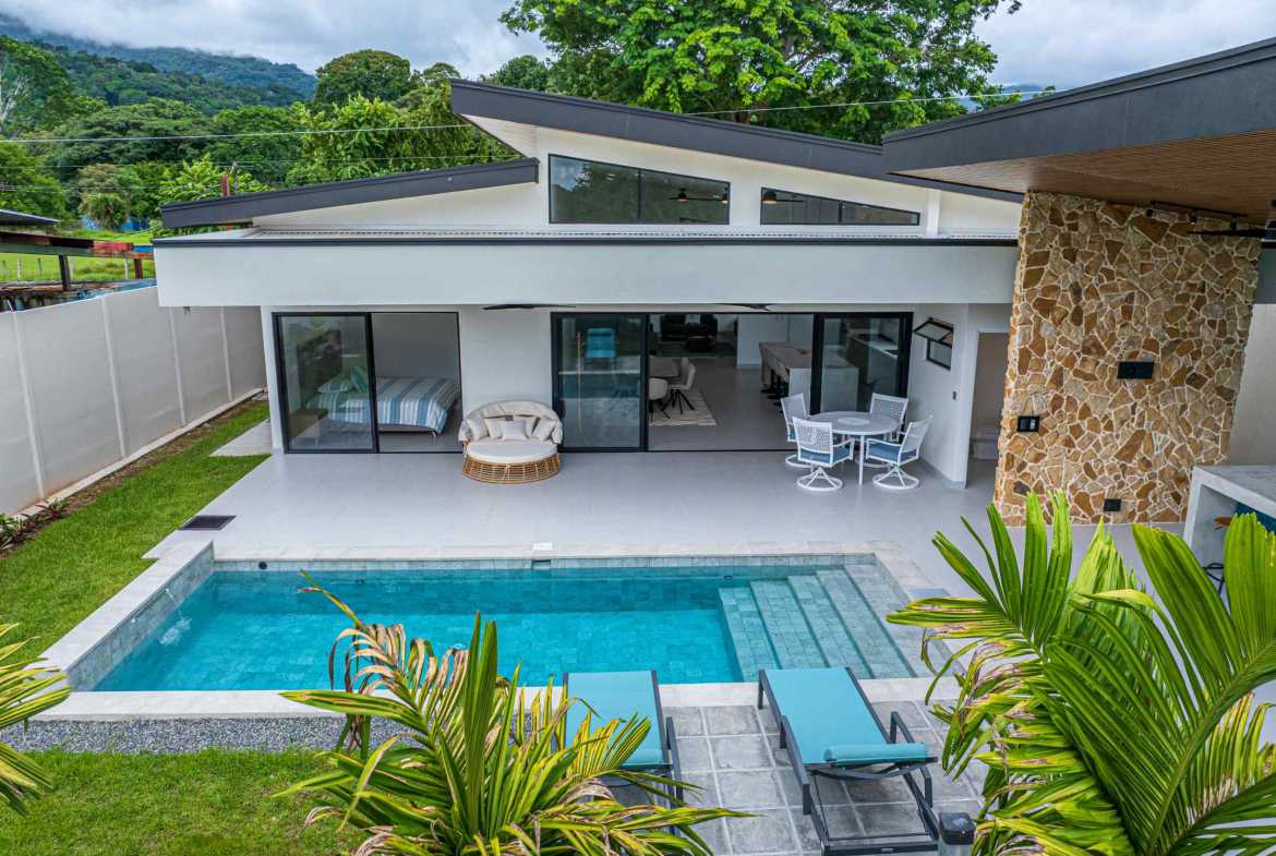 Brand-New Modern Tropical 3-Bedroom Home, photo 6 of 24