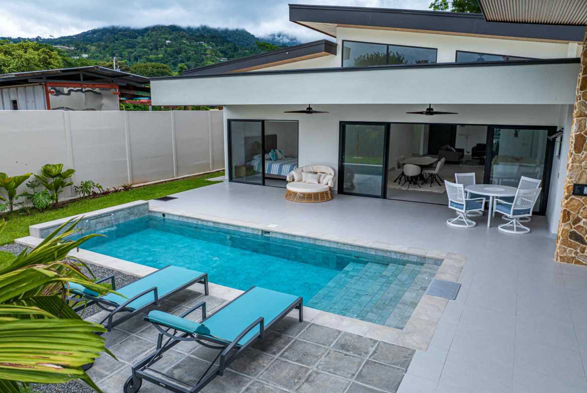 Brand-New Modern Tropical 3-Bedroom Home, photo 7 of 24