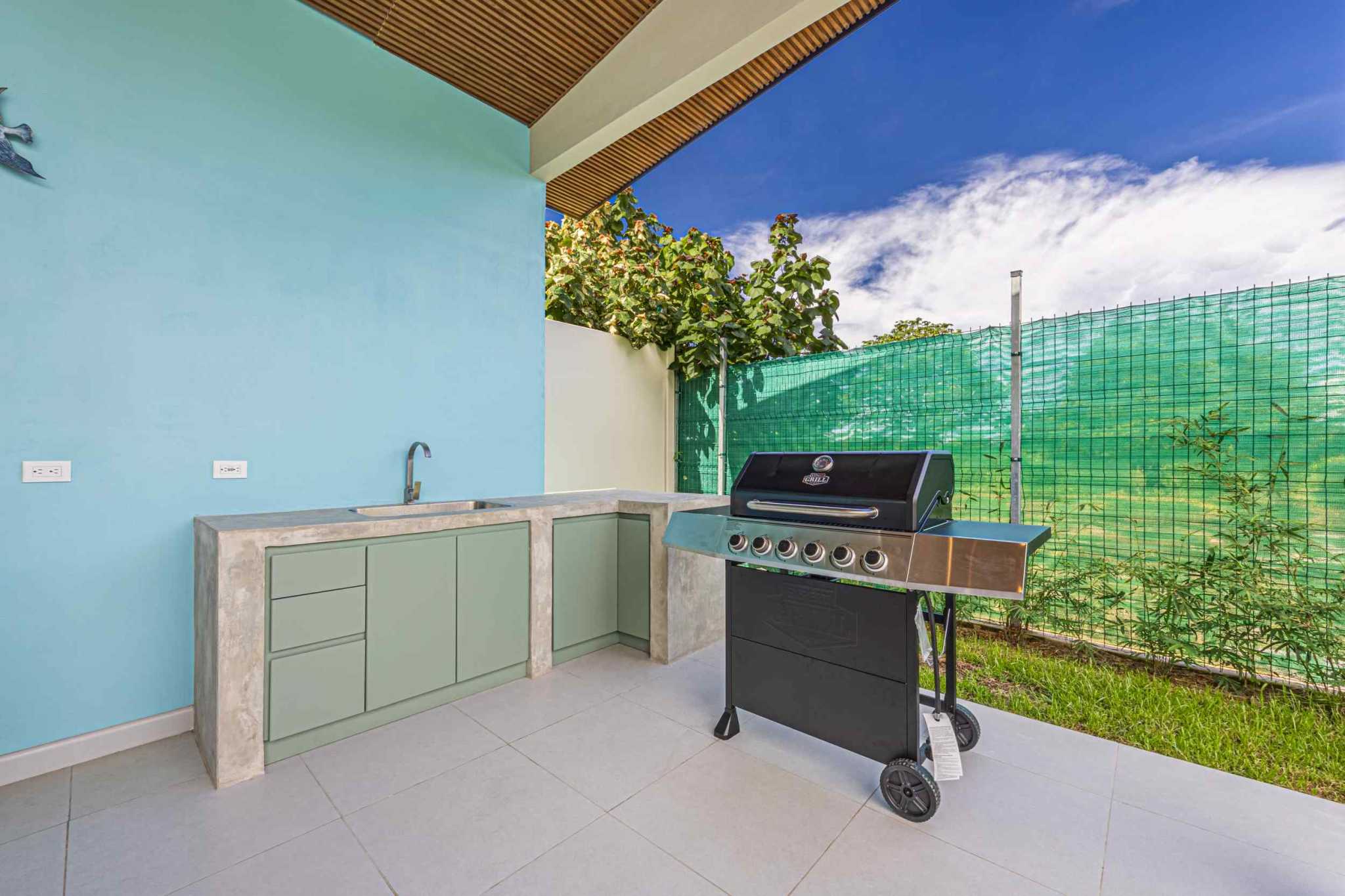 74430-16 Brand-New Modern Tropical 3-Bedroom Home with Private Pool & Outdoor Kitchen in Uvita Costa Rica