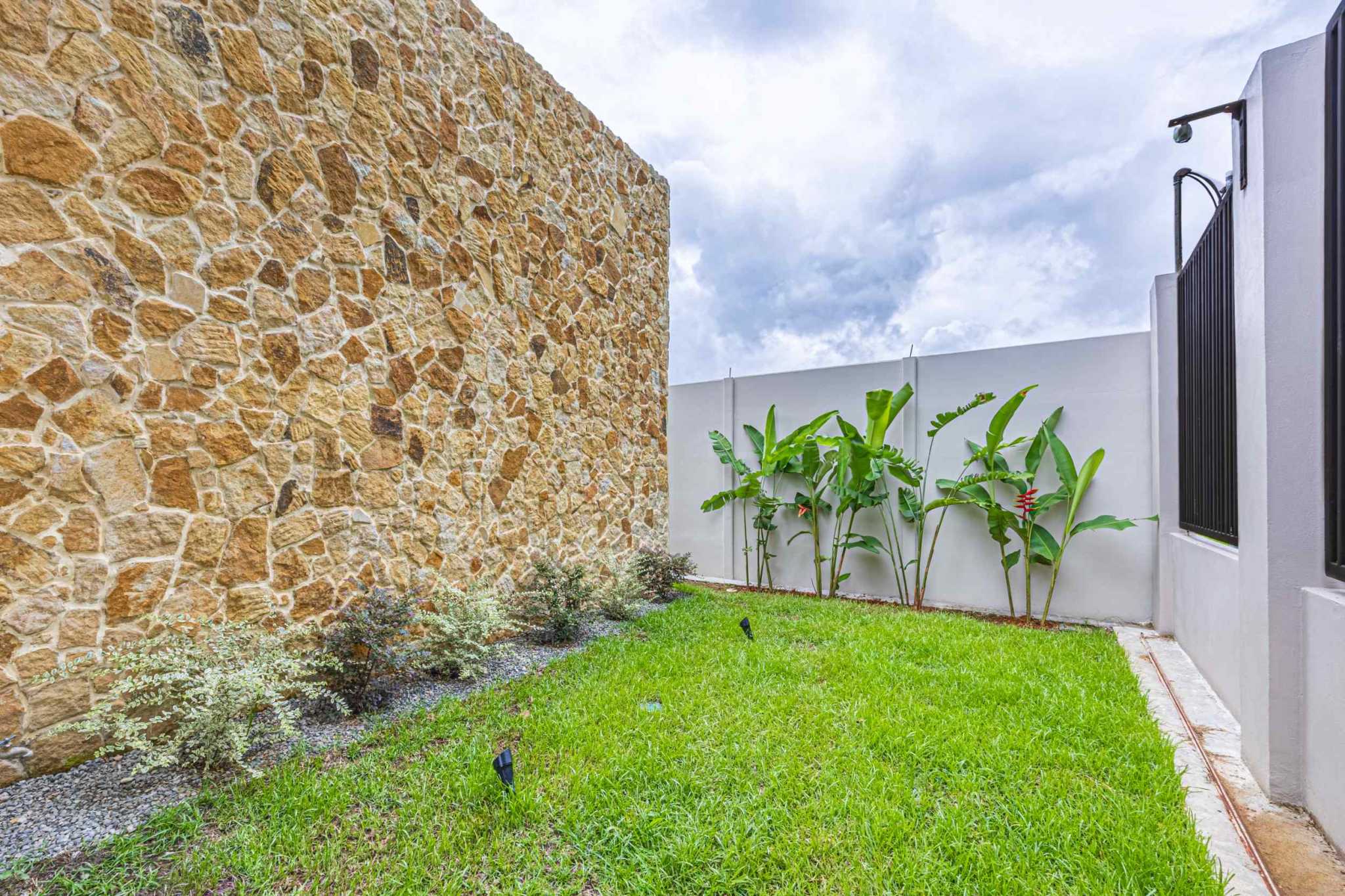 74430-40 Brand-New Modern Tropical 3-Bedroom Home with Private Pool & Outdoor Kitchen in Uvita Costa Rica