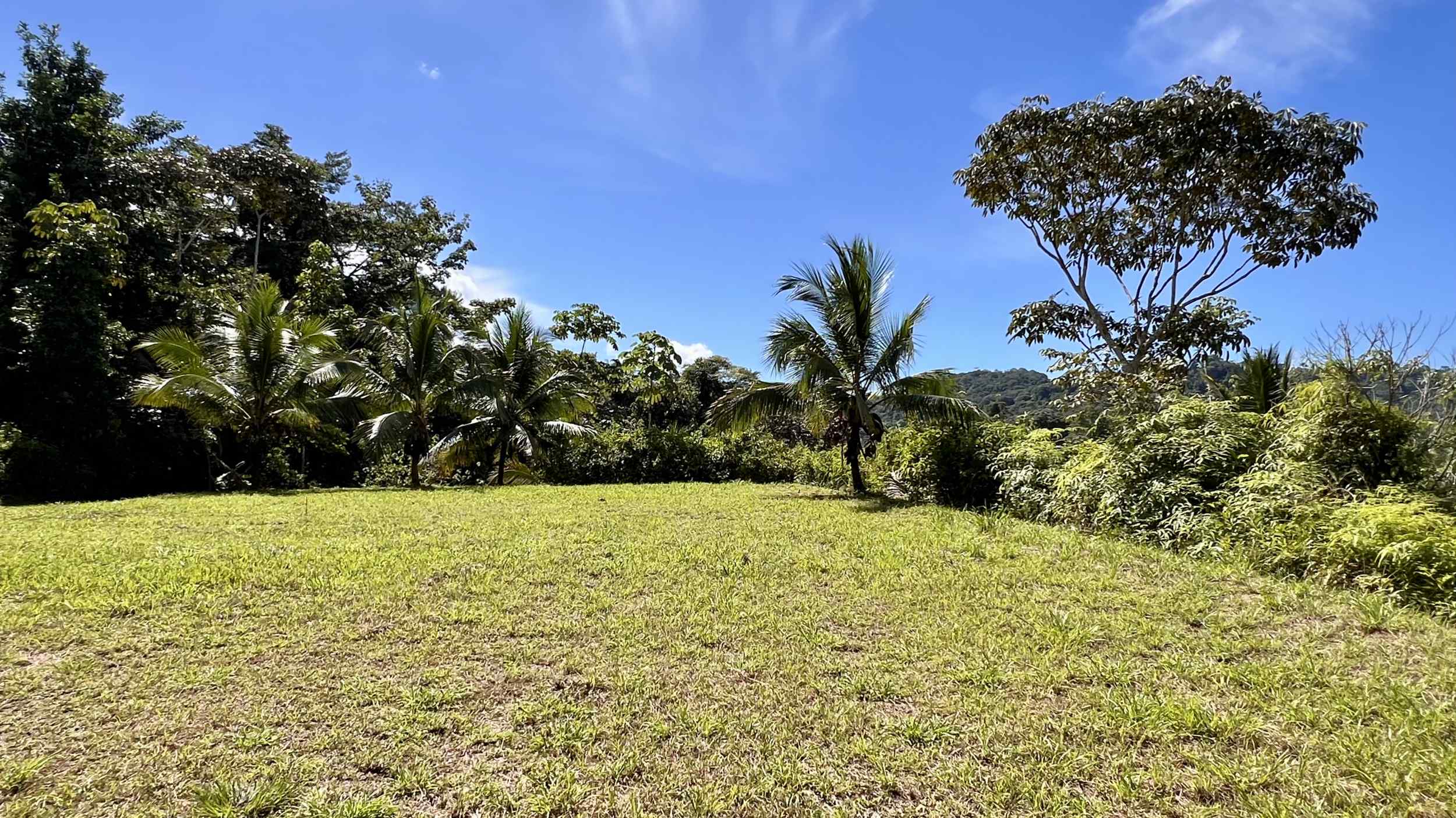 Exceptional Mountain View 4-Acre Building Lot with Legal Water in Ojochal Costa Rica
