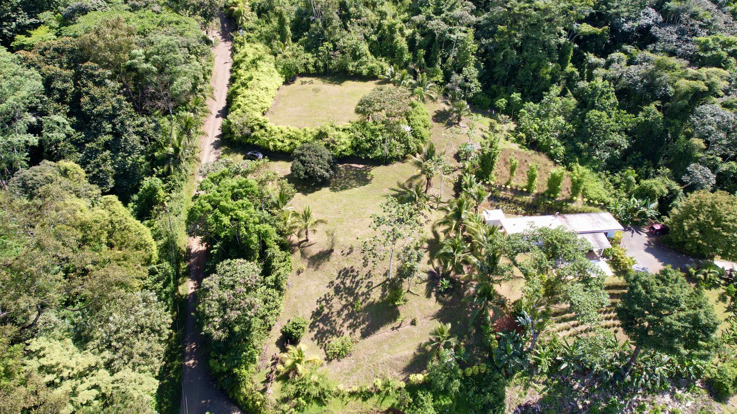 Exceptional Mountain View 4-Acre Building Lot with Legal Water in Ojochal Costa Rica
