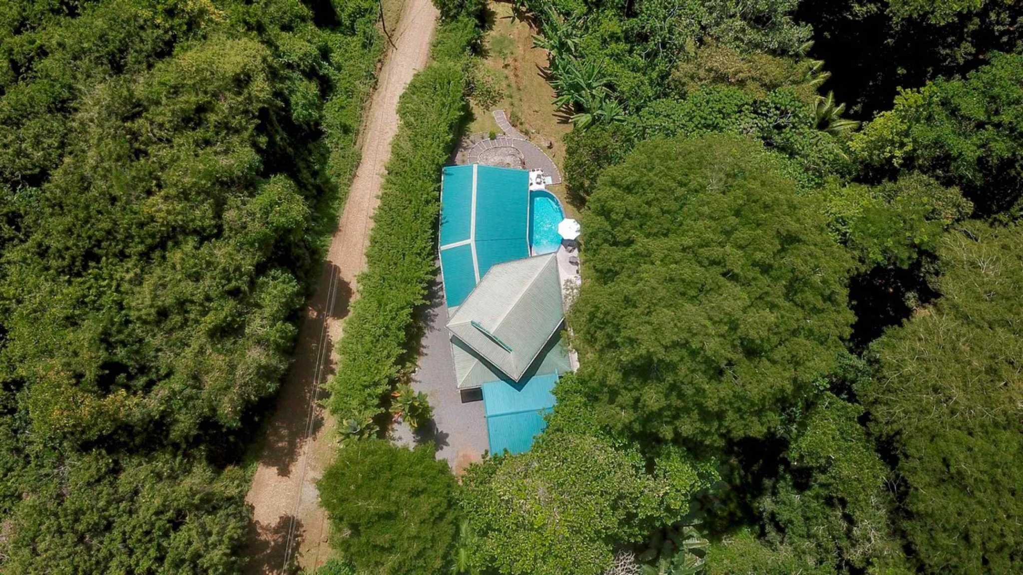 76480-3 Charming 2-Bedroom Jungle Retreat with Saltwater Pool & Mountain Views in Lagunas Costa Rica
