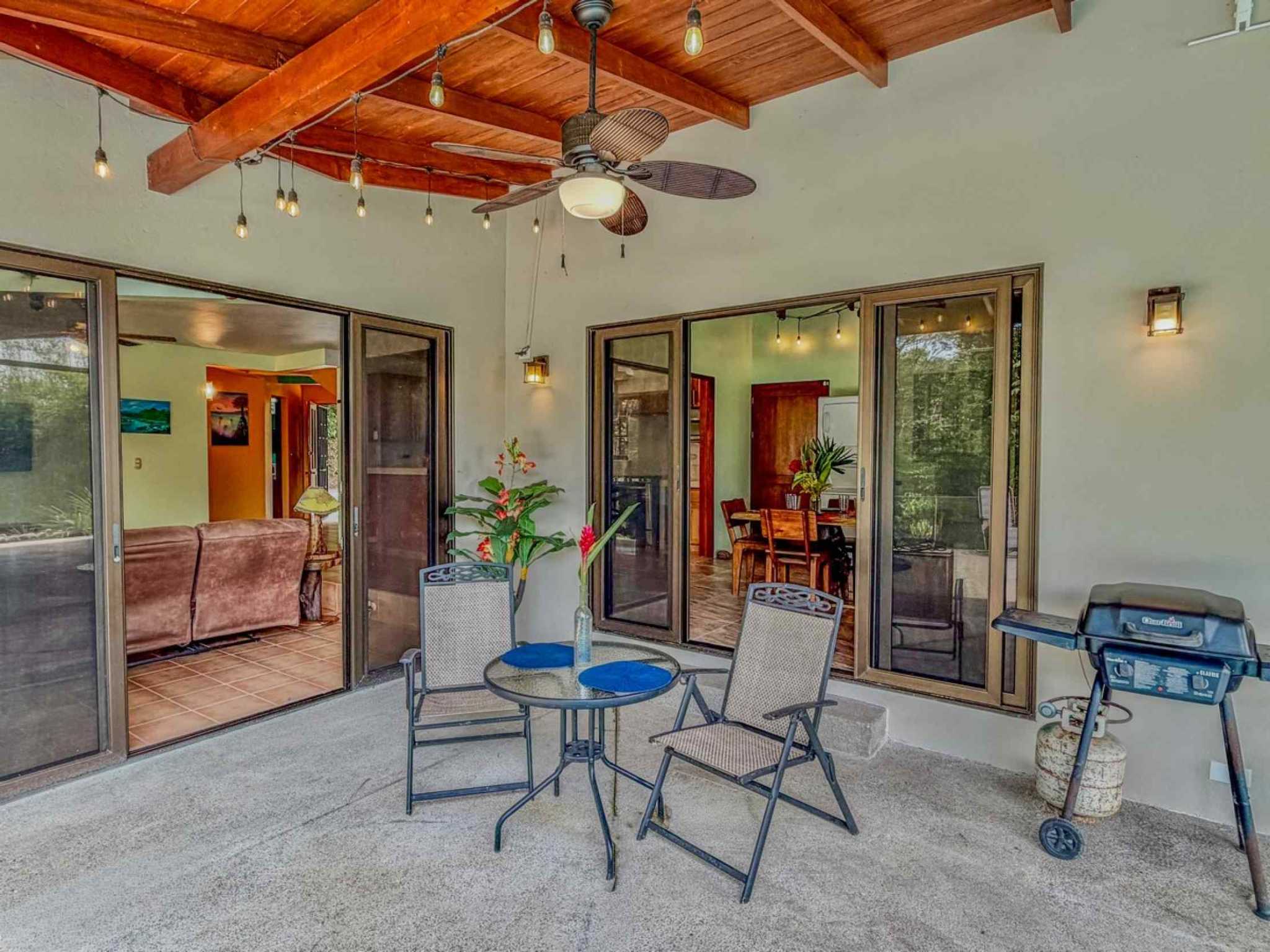 76480-6 Charming 2-Bedroom Jungle Retreat with Saltwater Pool & Mountain Views in Lagunas Costa Rica