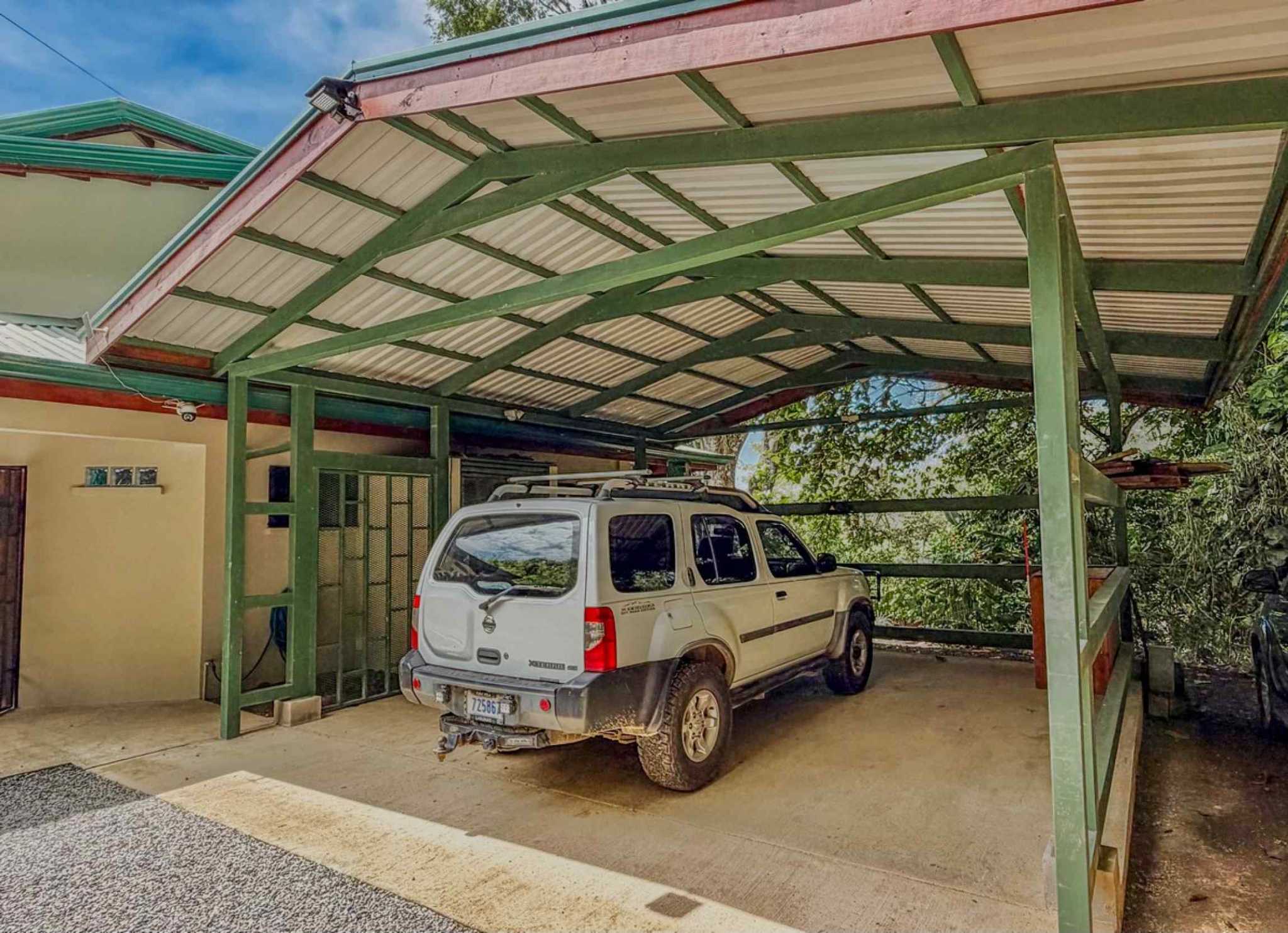 76480-13 Charming 2-Bedroom Jungle Retreat with Saltwater Pool & Mountain Views in Lagunas Costa Rica