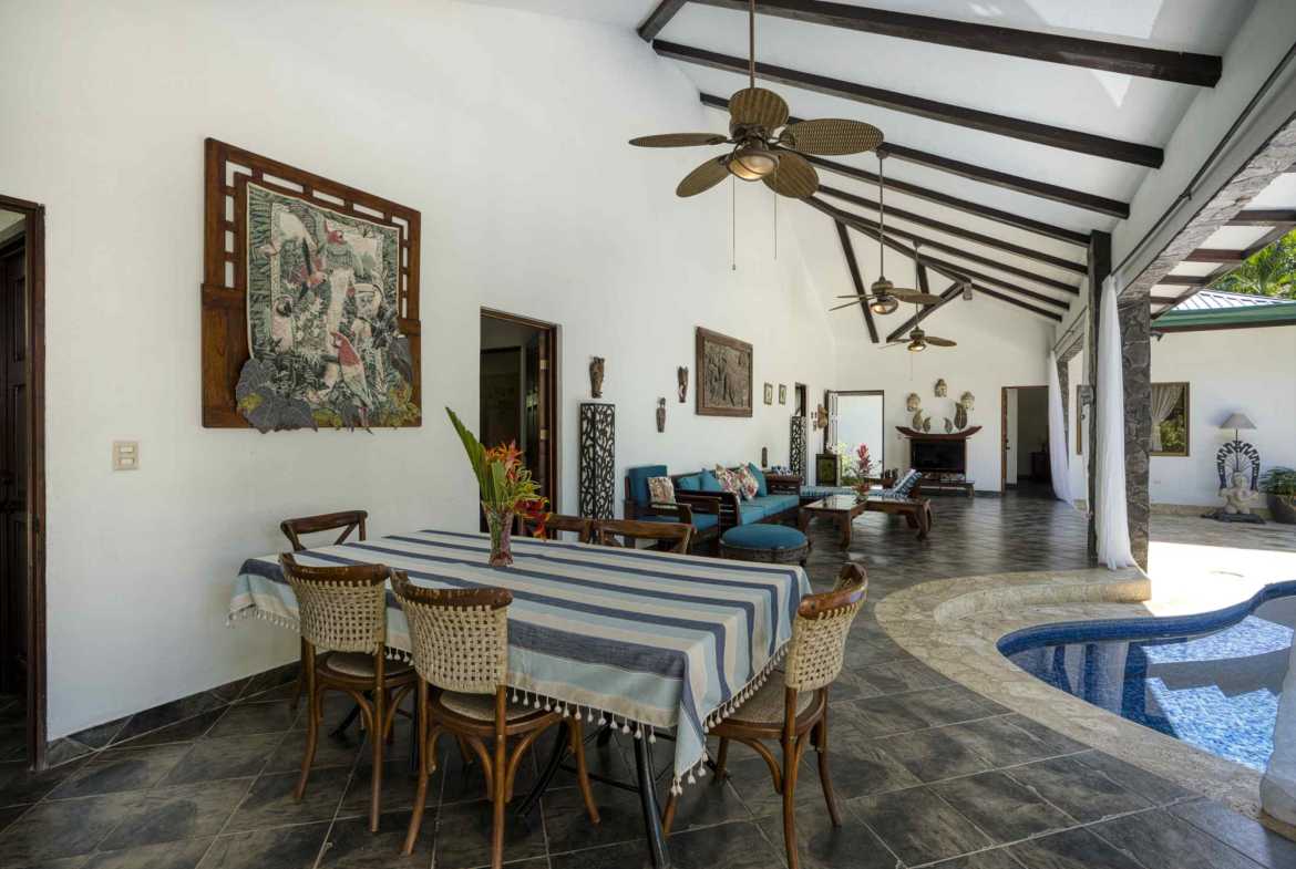 4-Bedroom Asian-Style Home with Private Pool & Jungle Views, photo 10 of 24