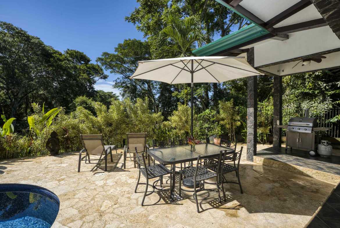 4-Bedroom Asian-Style Home with Private Pool & Jungle Views, photo 14 of 24