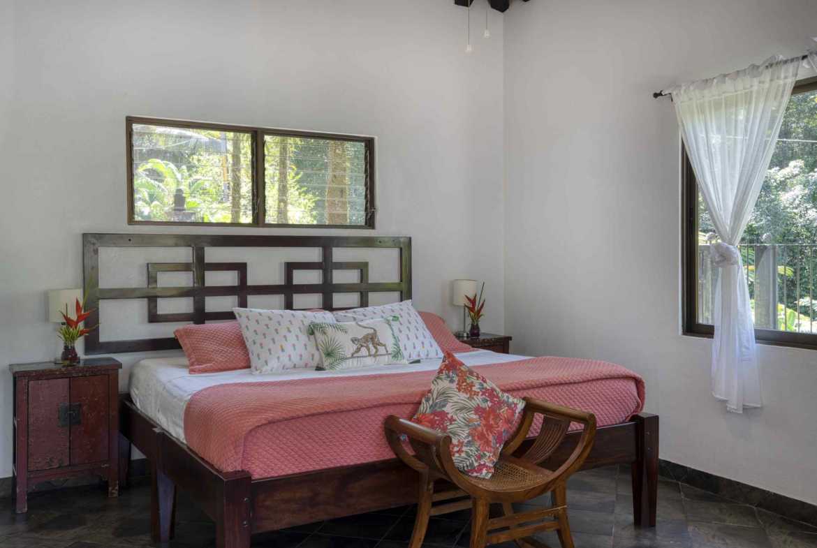 4-Bedroom Asian-Style Home with Private Pool & Jungle Views, photo 20 of 24
