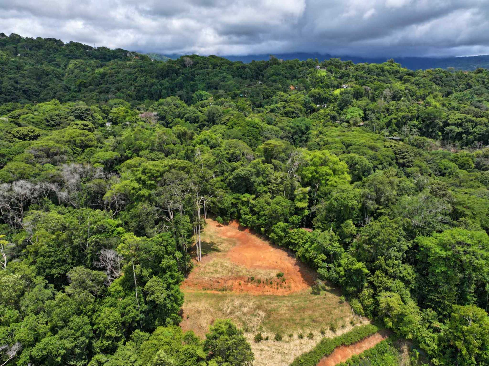 76705-1 Private Mountain & Valley View Building Lot with Legal Water in Dominical Costa Rica