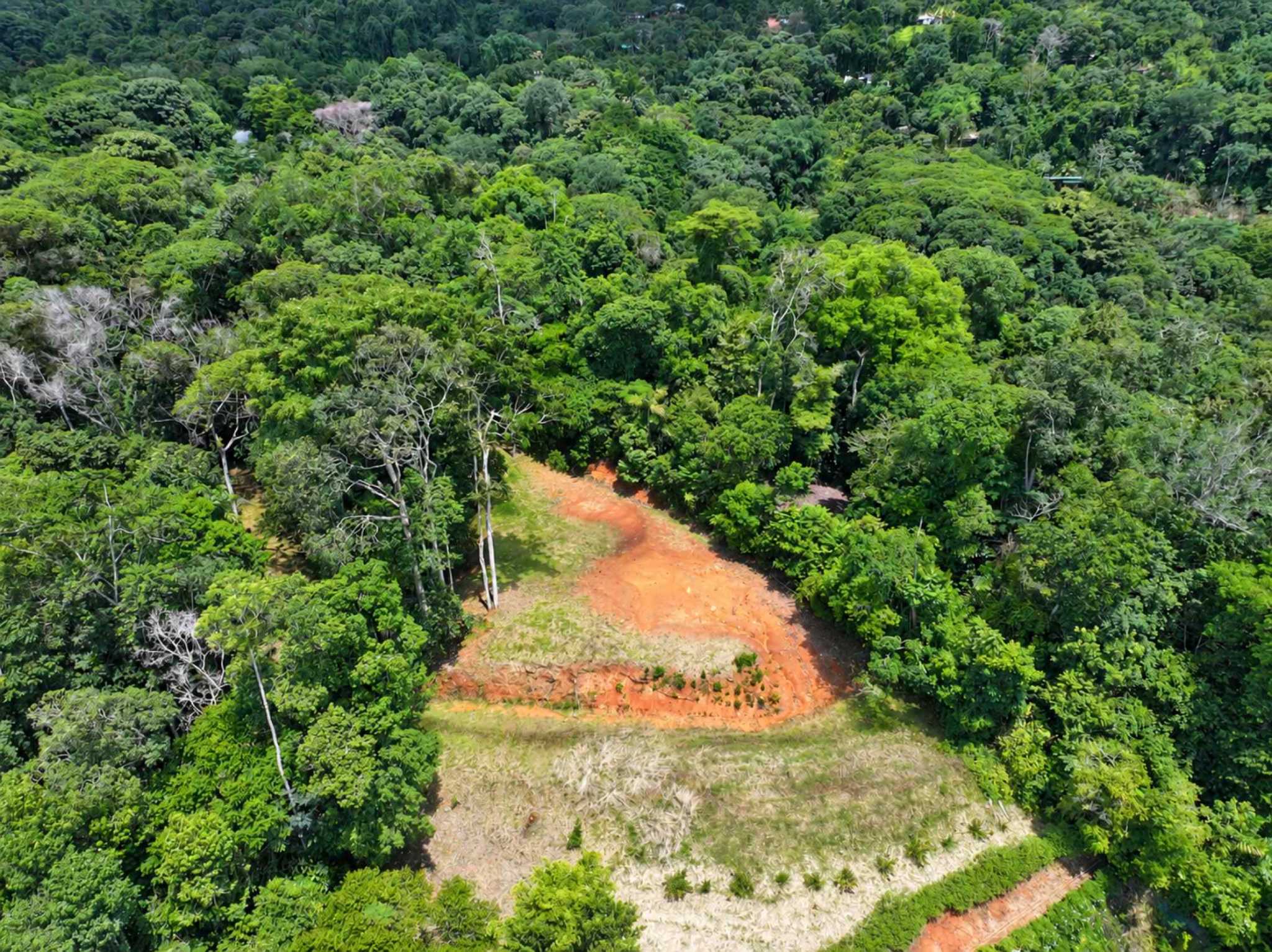 76705-4 Private Mountain & Valley View Building Lot with Legal Water in Dominical Costa Rica