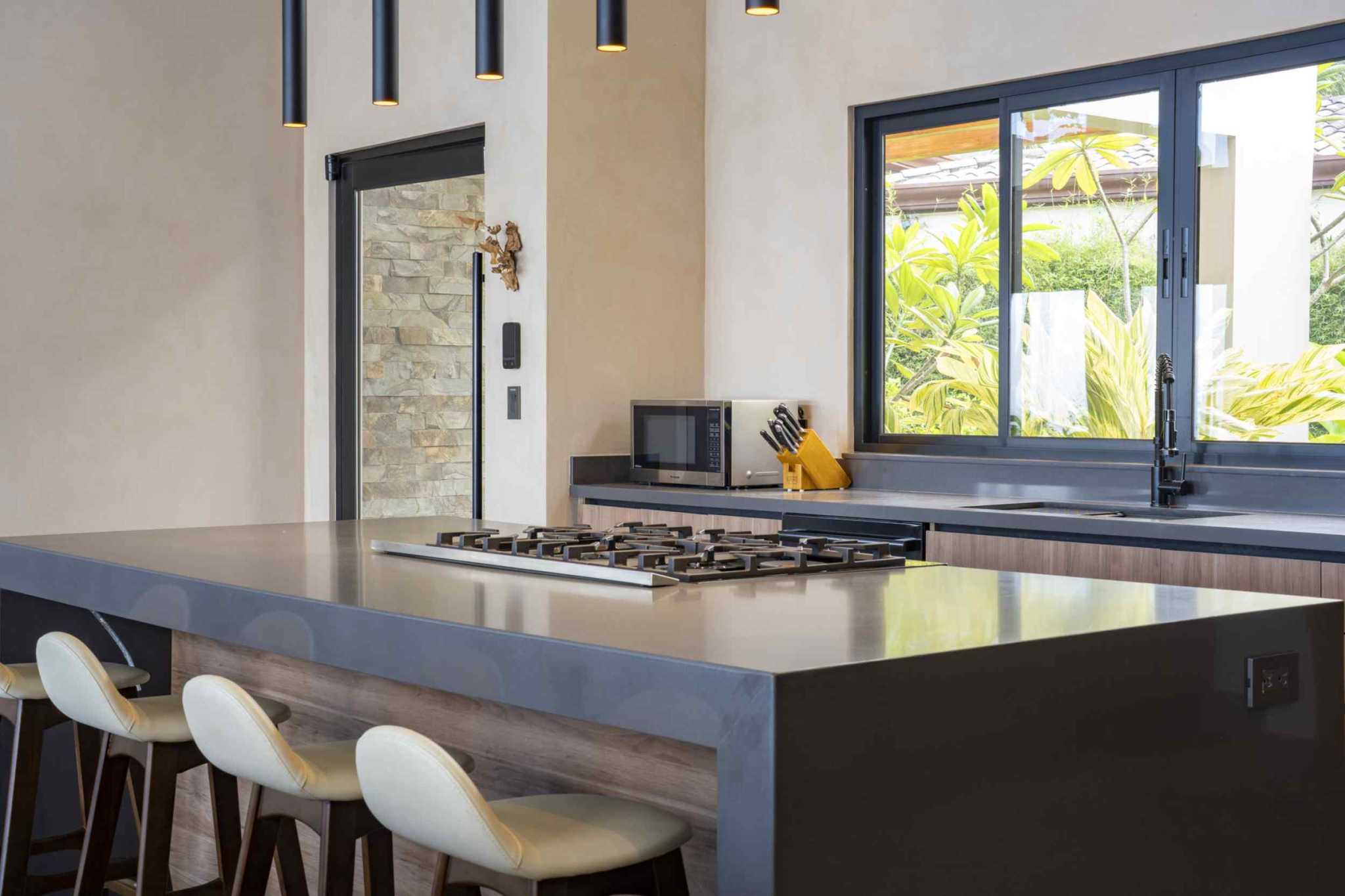 76776-3 Stunning Ocean View 5-Bedroom Beach House with Private Pool & Solar Power in Dominical Costa Rica
