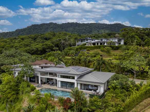 Stunning Ocean View 5-Bedroom Beach House with Private Pool & Solar Power in Dominical Costa Rica