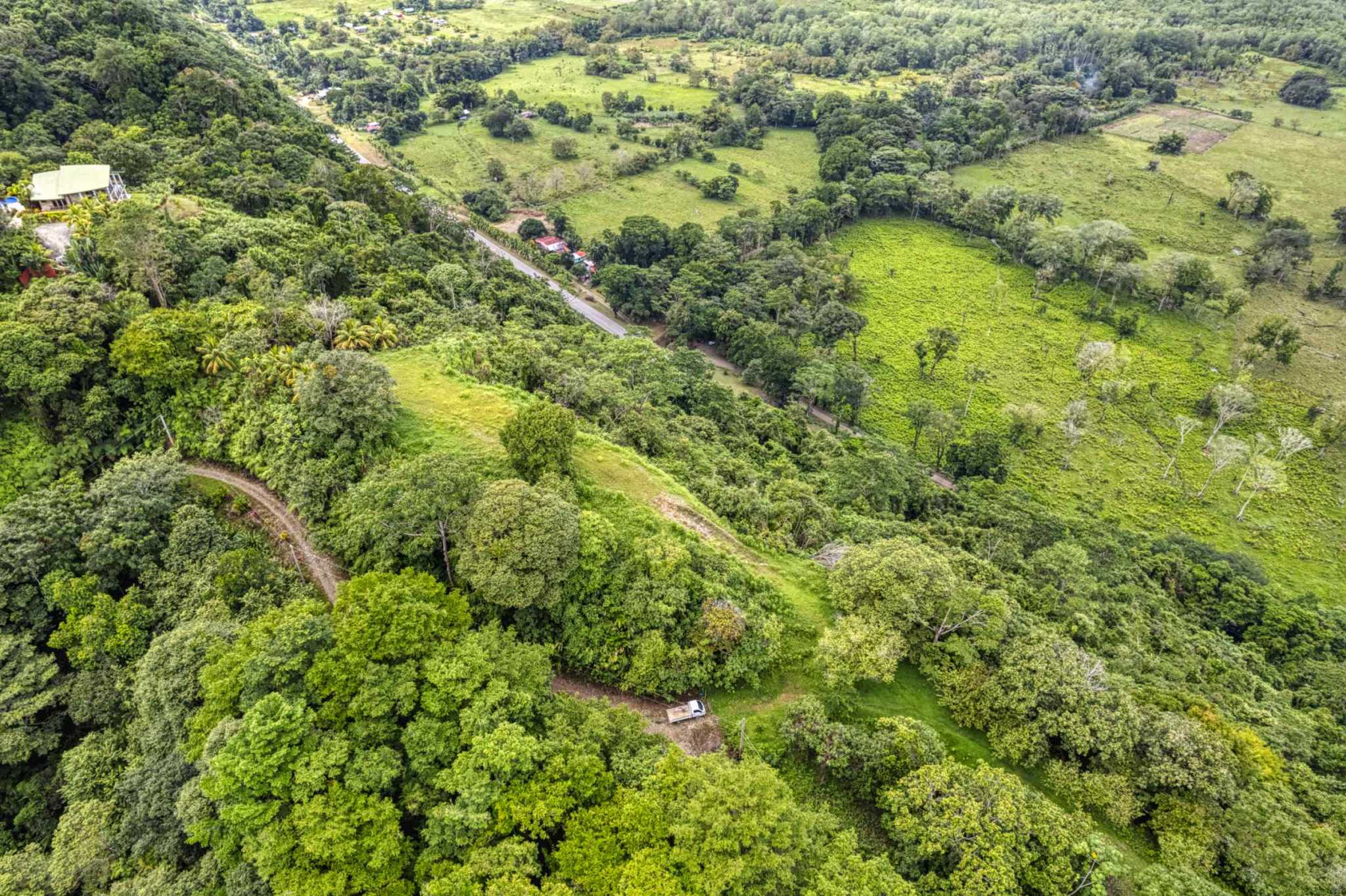 76778-16 Stunning Ocean & Mountain View Building Lot with Legal Water in Ojochal Costa Rica