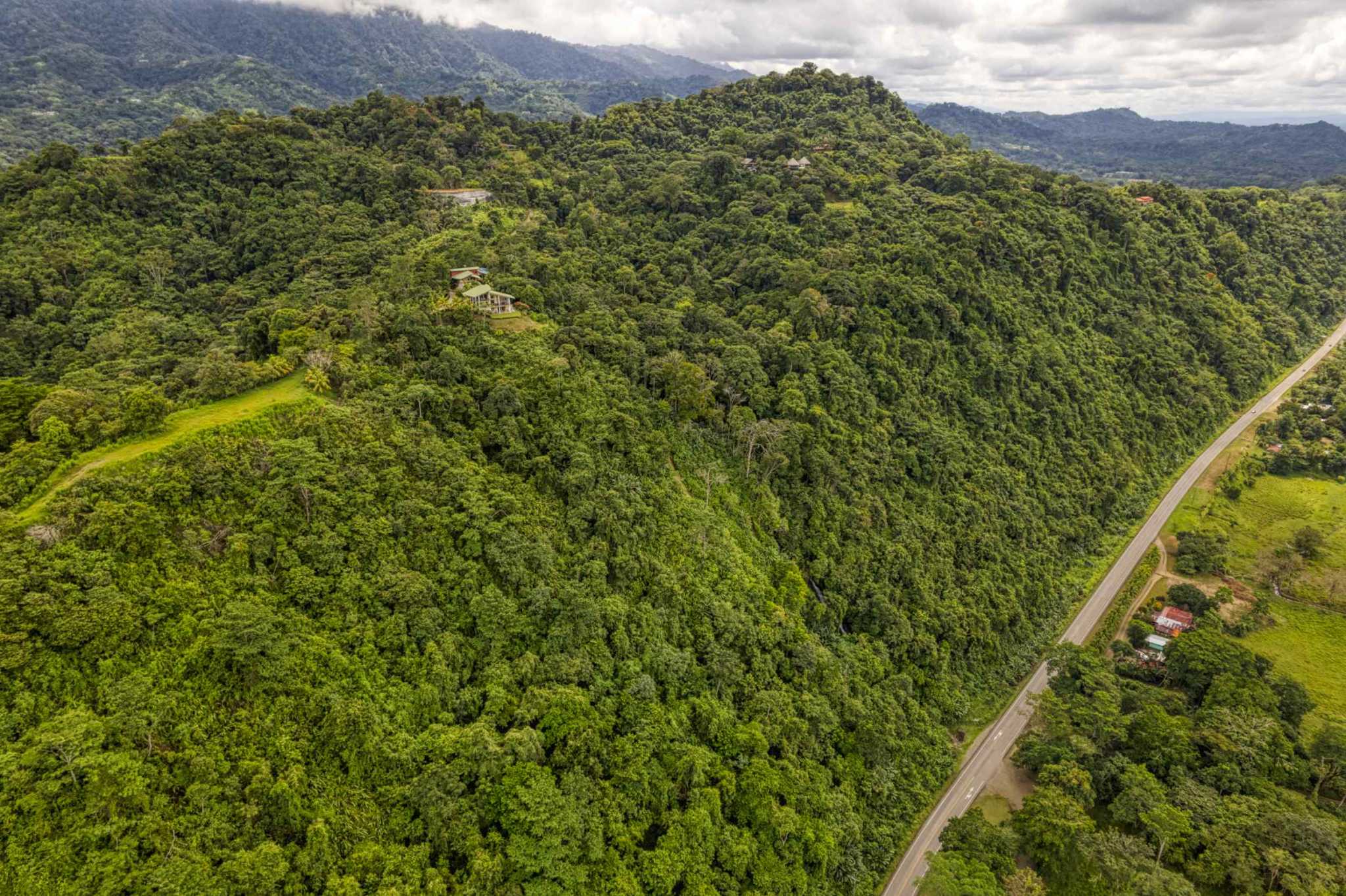 76778-18 Stunning Ocean & Mountain View Building Lot with Legal Water in Ojochal Costa Rica