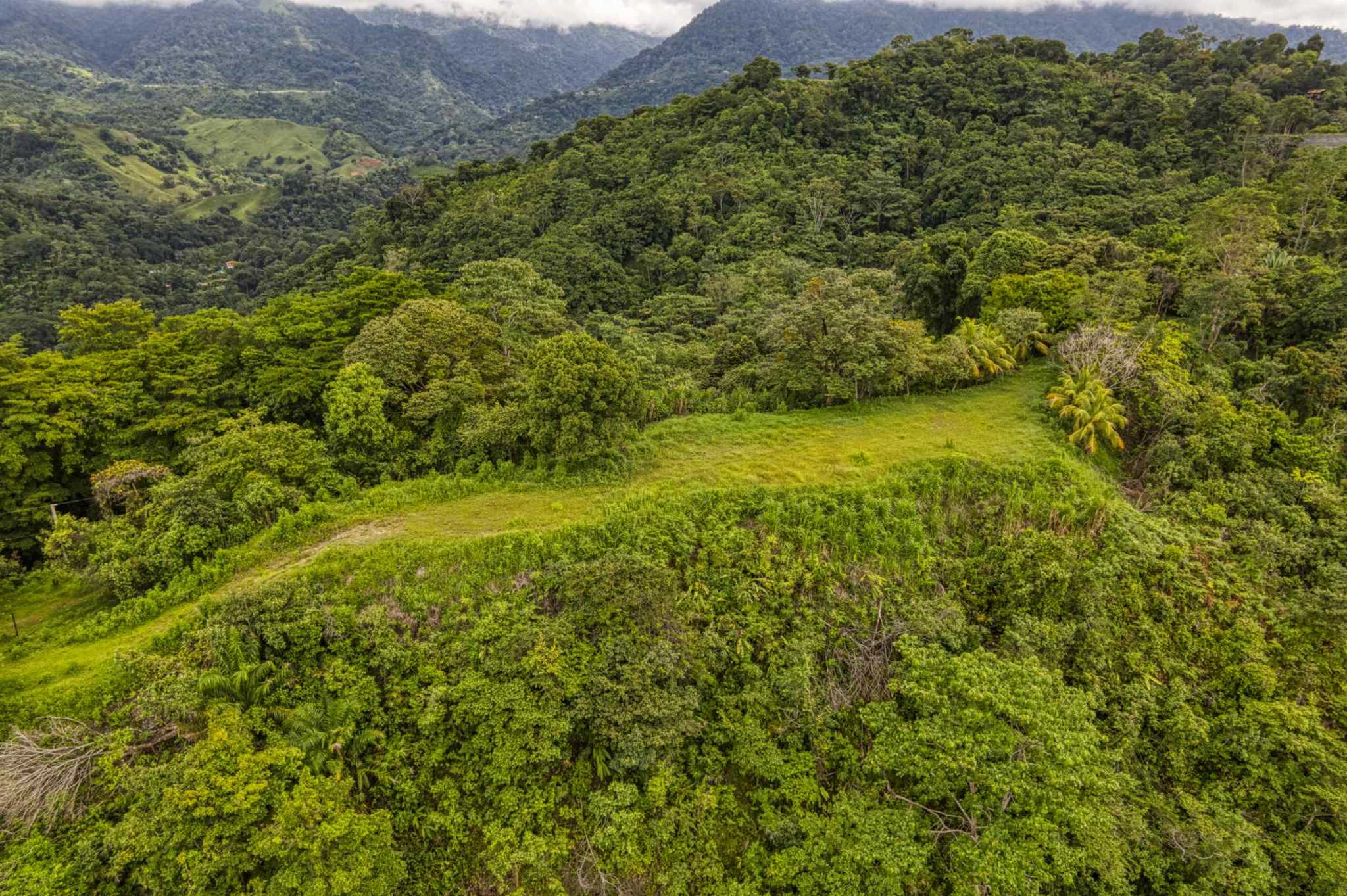 76778-24 Stunning Ocean & Mountain View Building Lot with Legal Water in Ojochal Costa Rica