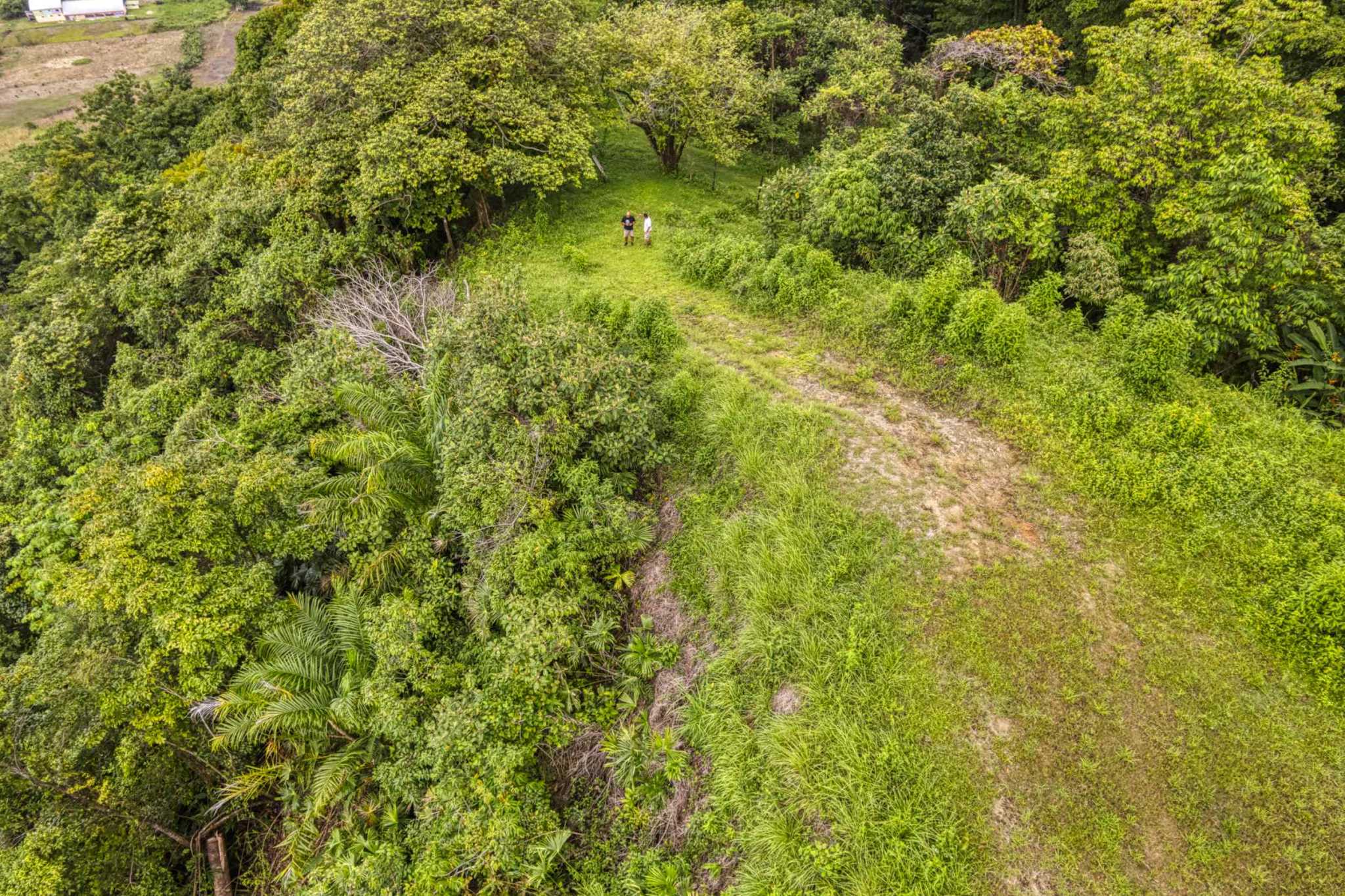 76778-28 Stunning Ocean & Mountain View Building Lot with Legal Water in Ojochal Costa Rica