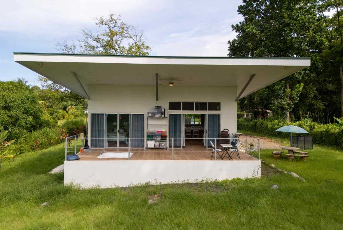 Serene 2-Bedroom Jungle Home with Cold Plunge on 2/3 acres, photo 9 of 24
