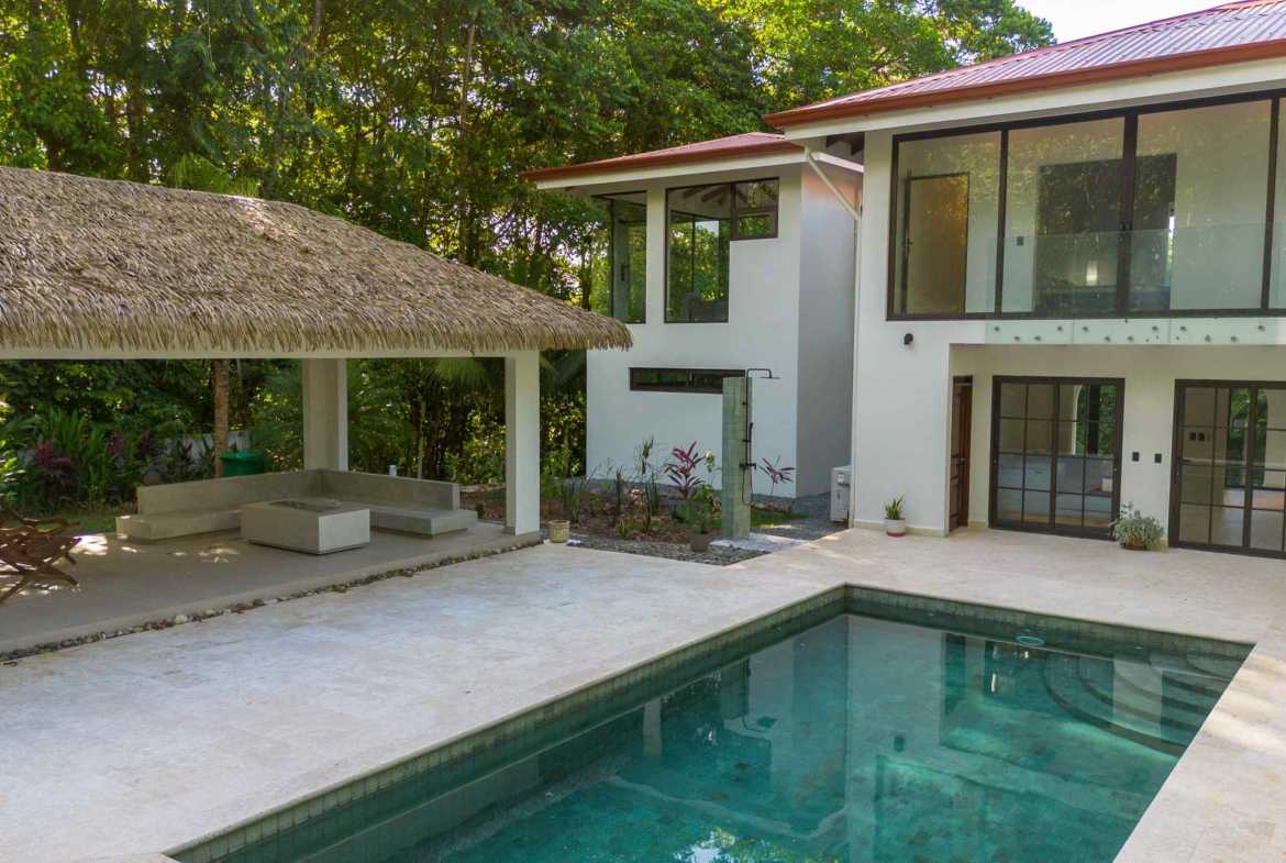 5-bedroom home in Ojochal, Costa Rica – photo 4 of 33