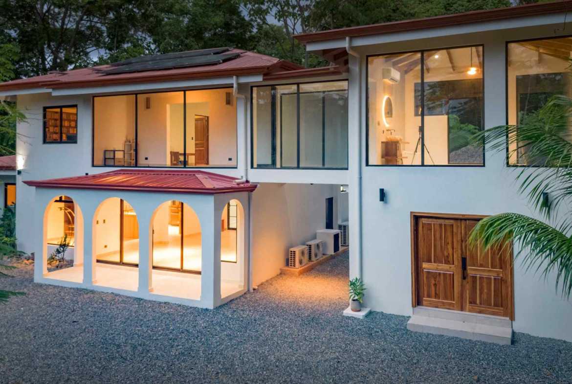 5-bedroom home in Ojochal, Costa Rica – photo 8 of 33
