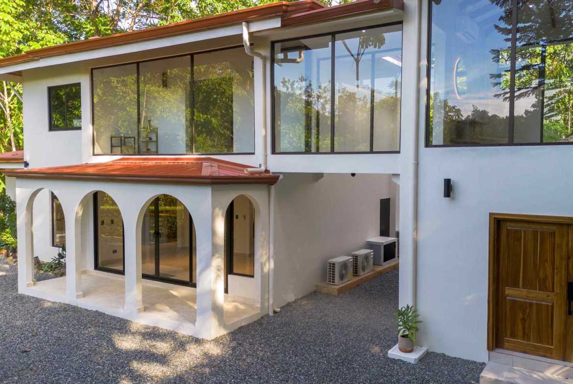 5-bedroom home in Ojochal, Costa Rica – photo 9 of 33