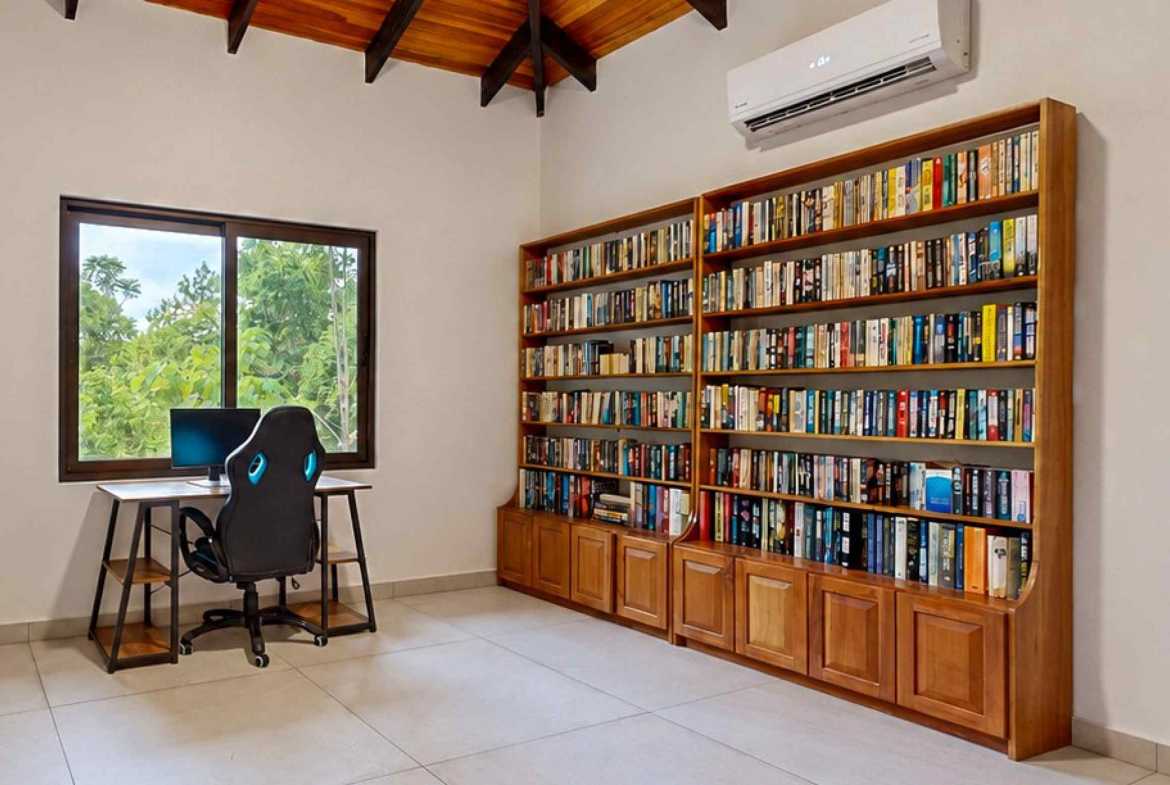 5-bedroom home in Ojochal, Costa Rica – photo 26 of 33