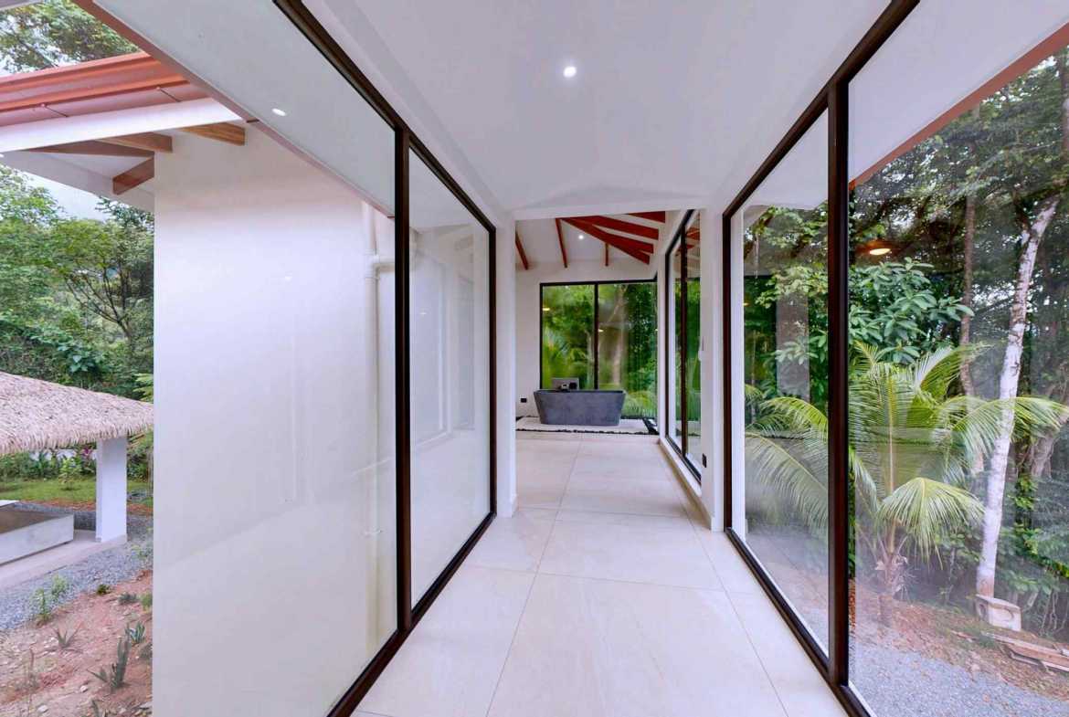 5-bedroom home in Ojochal, Costa Rica – photo 27 of 33